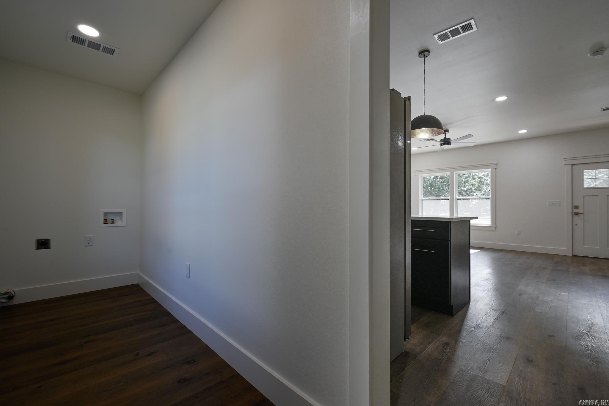 918 S. Reine Property Photo 10