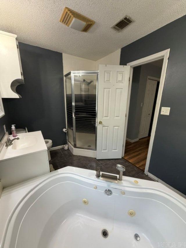 1502 West Center Property Photo 10