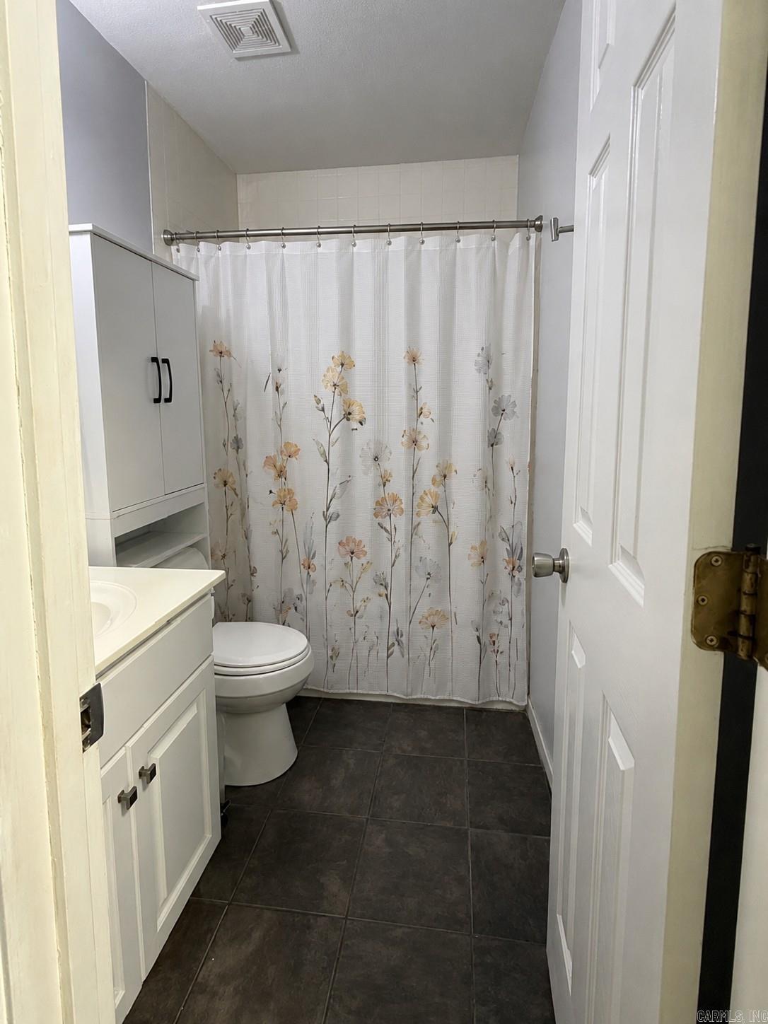 1502 West Center Property Photo 14