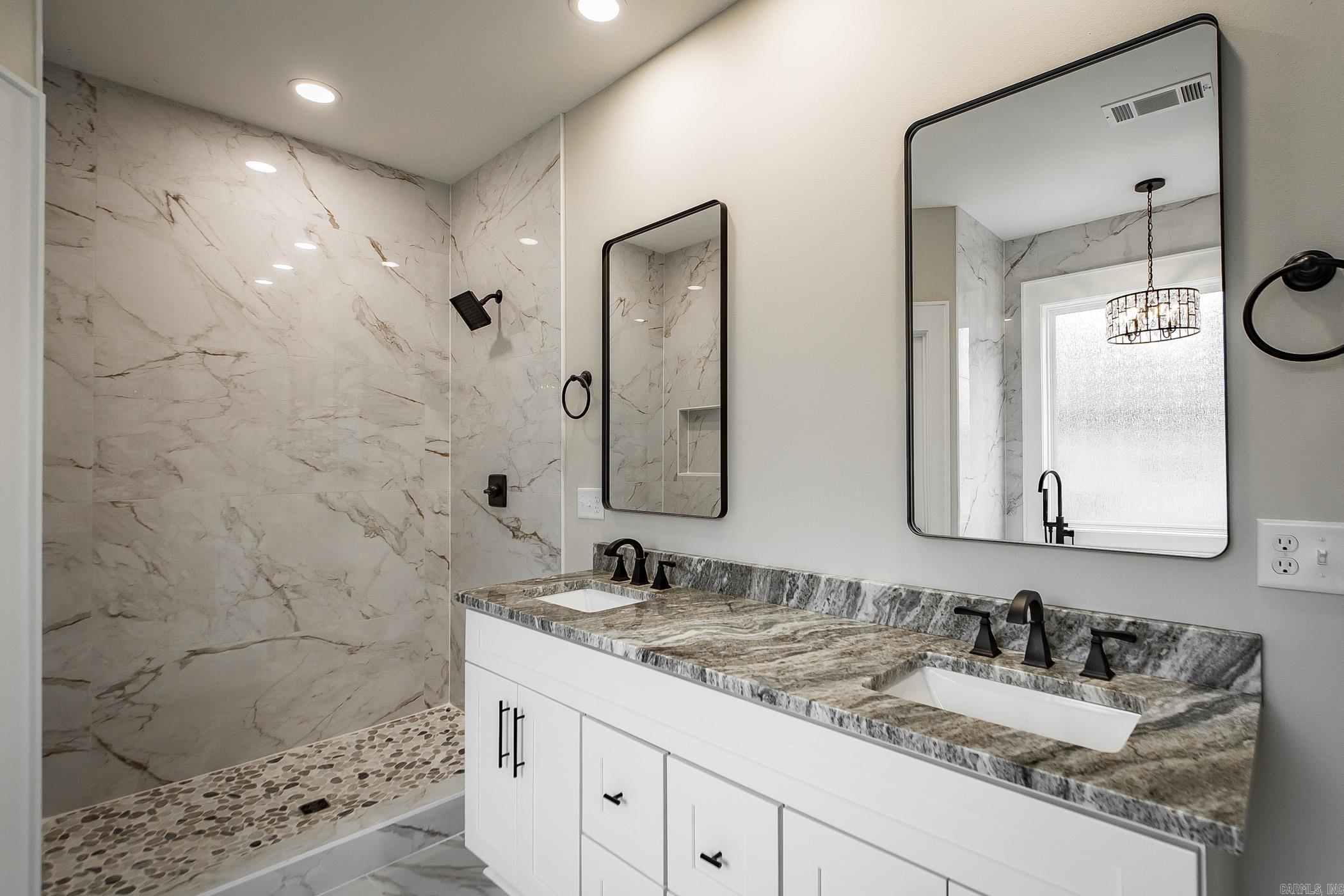 912 Lakeshore Drive Property Photo 19