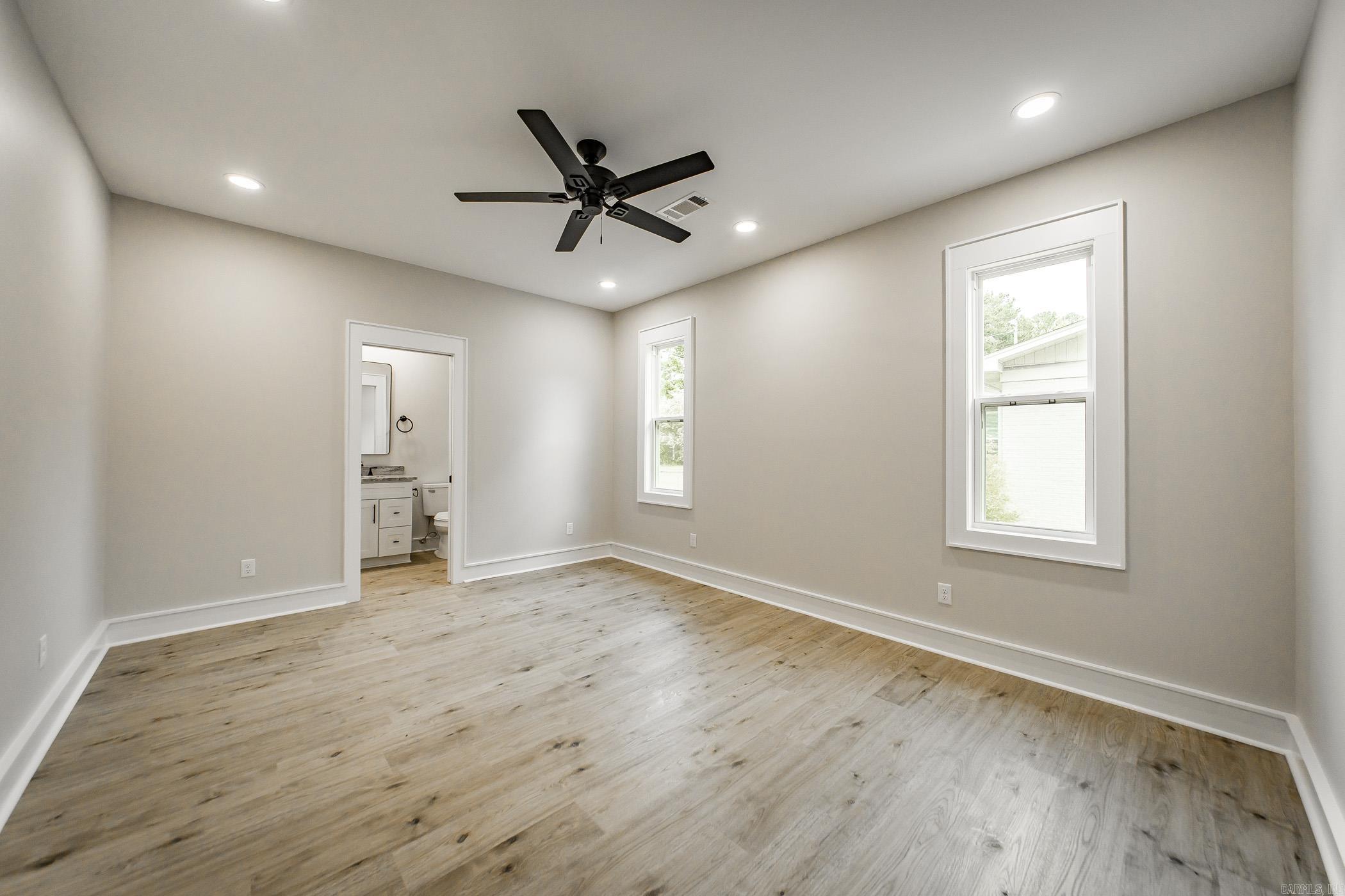912 Lakeshore Drive Property Photo 25