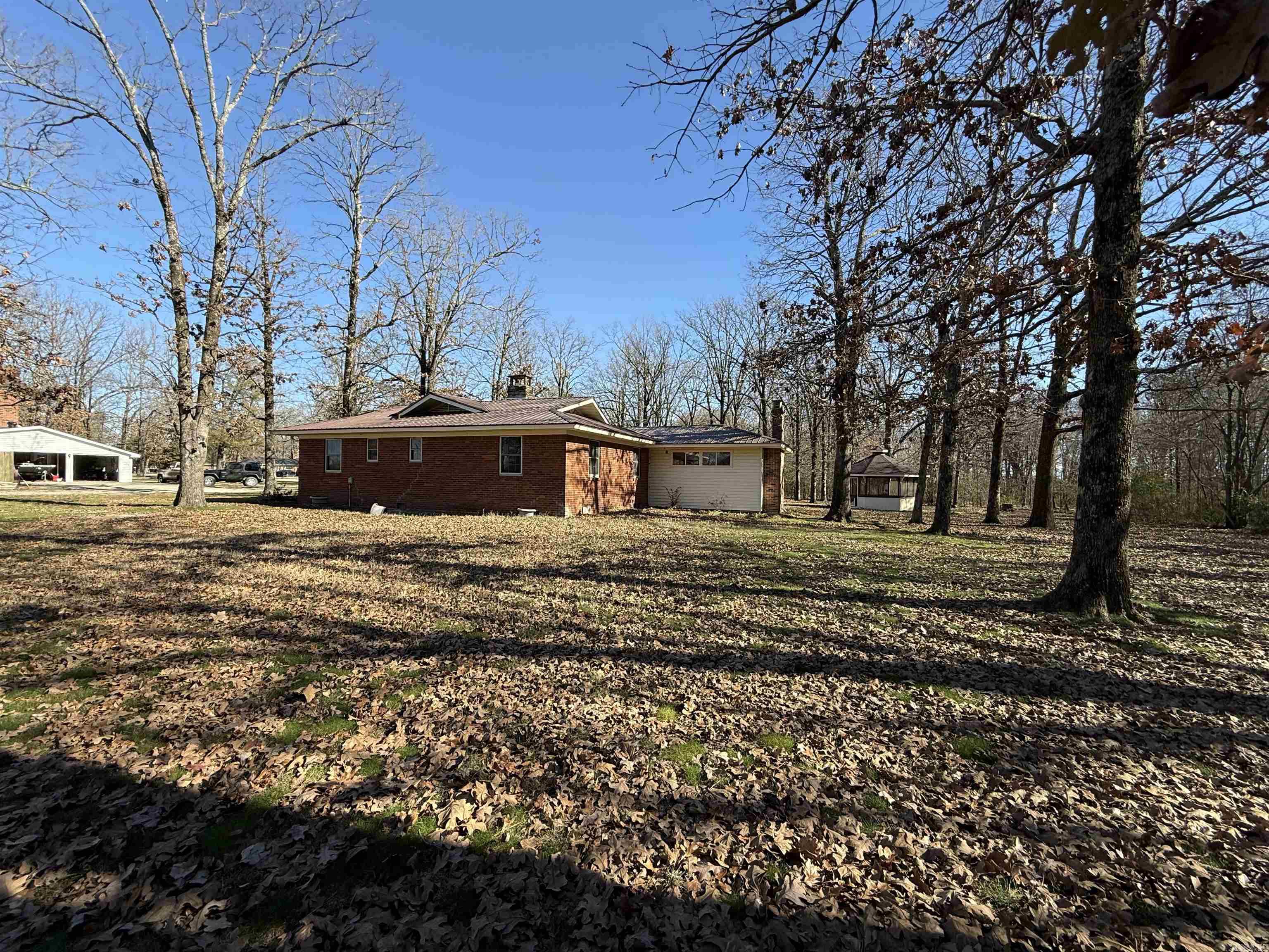 111 Clay 137 Road Property Photo 3