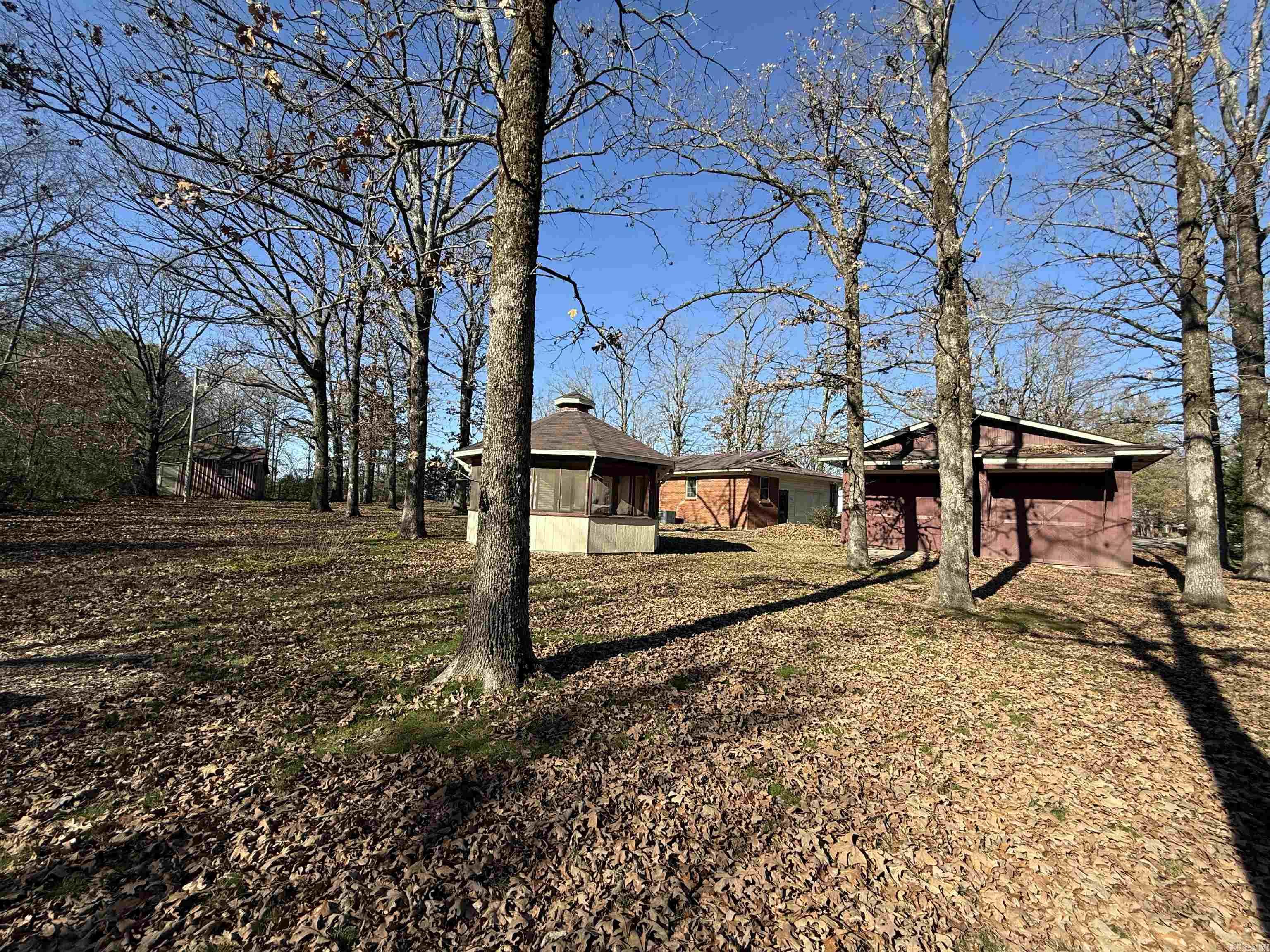 111 Clay 137 Road Property Photo 4