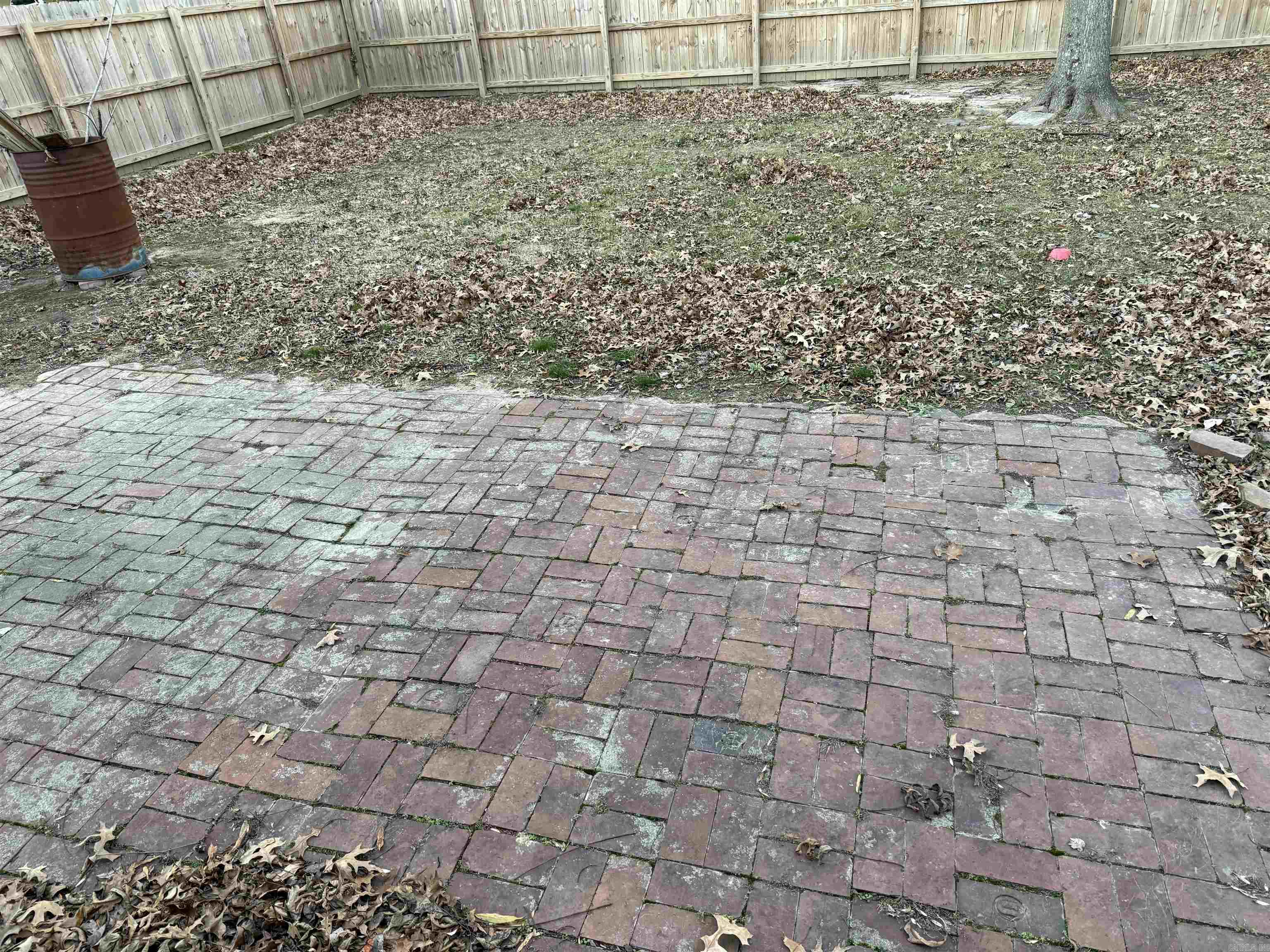 931 W North Property Photo 45