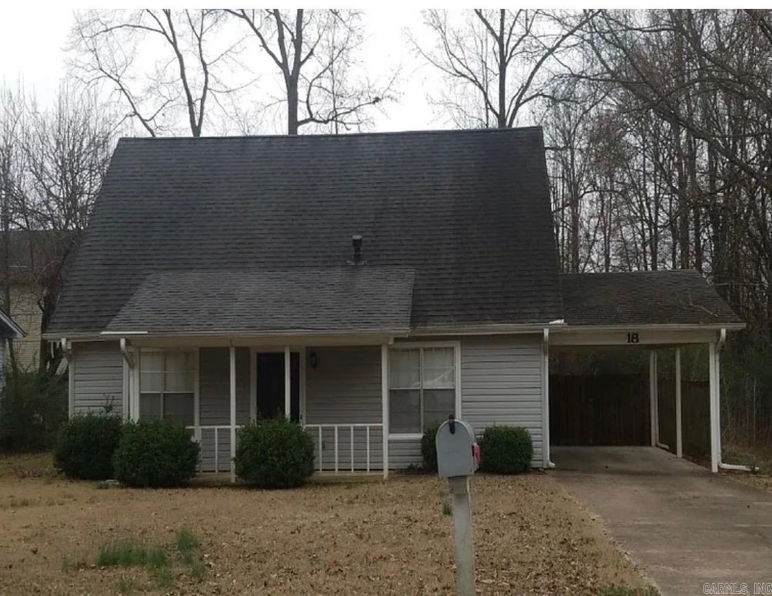18 Woodbriar Dr Property Photo 1