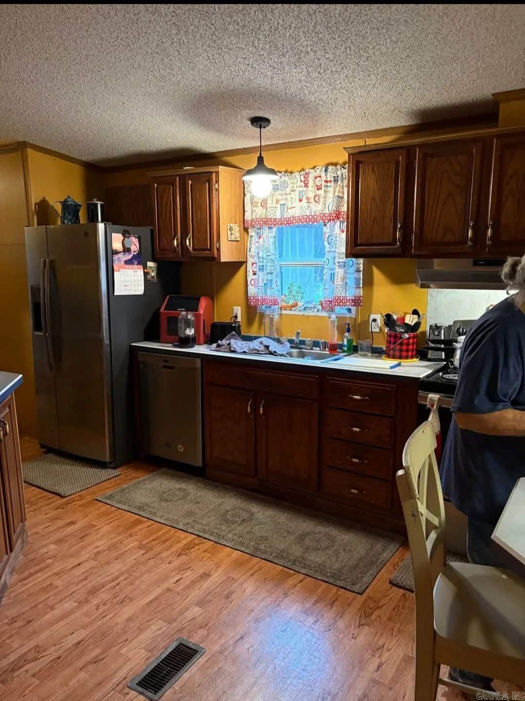 17568 Barry's Lane Property Photo 5