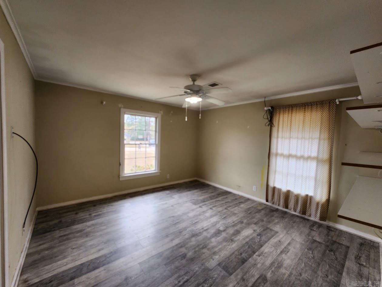 510 E 6th Street Property Photo 4
