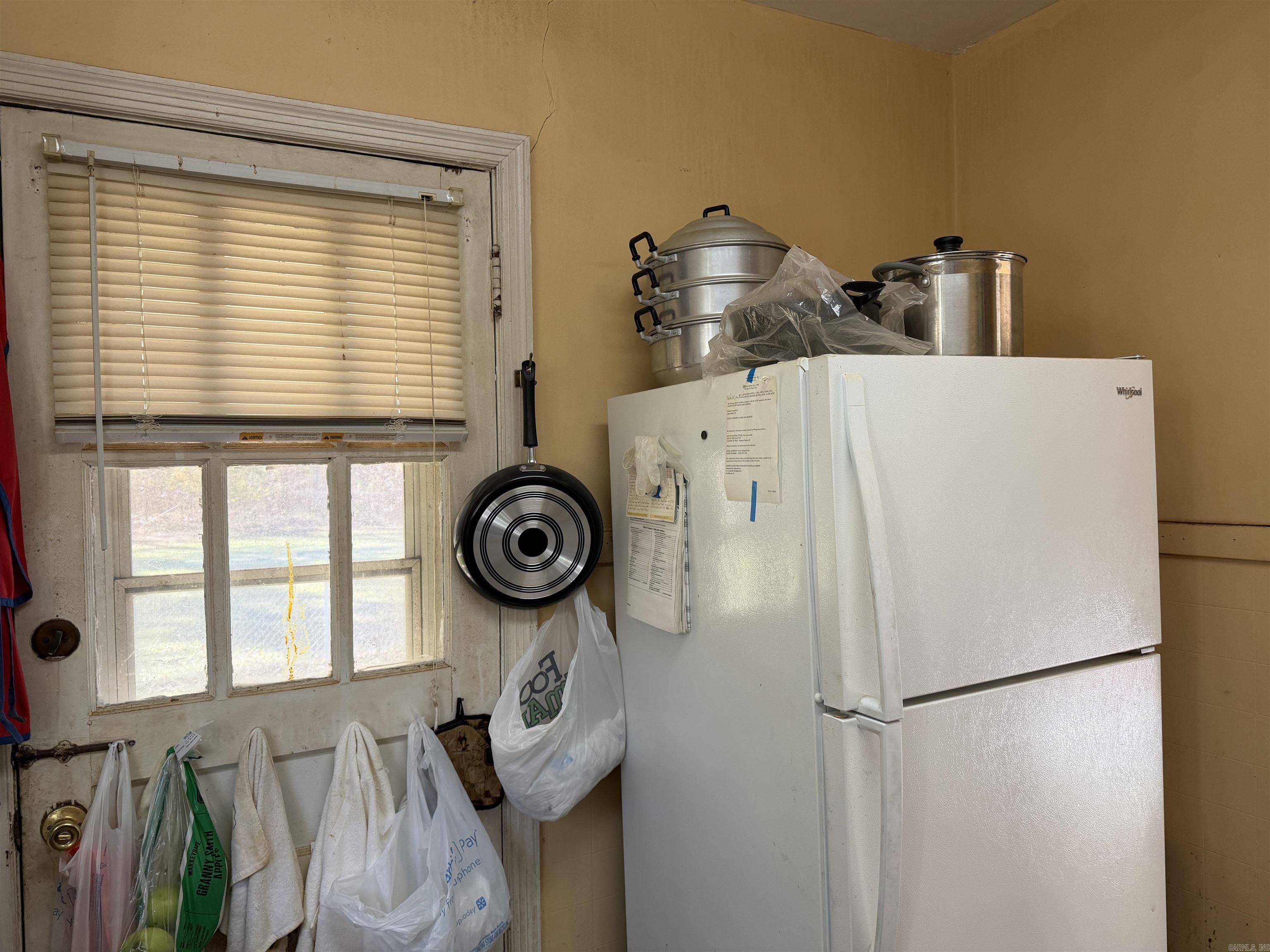 9210 Henderson Road Property Photo 11