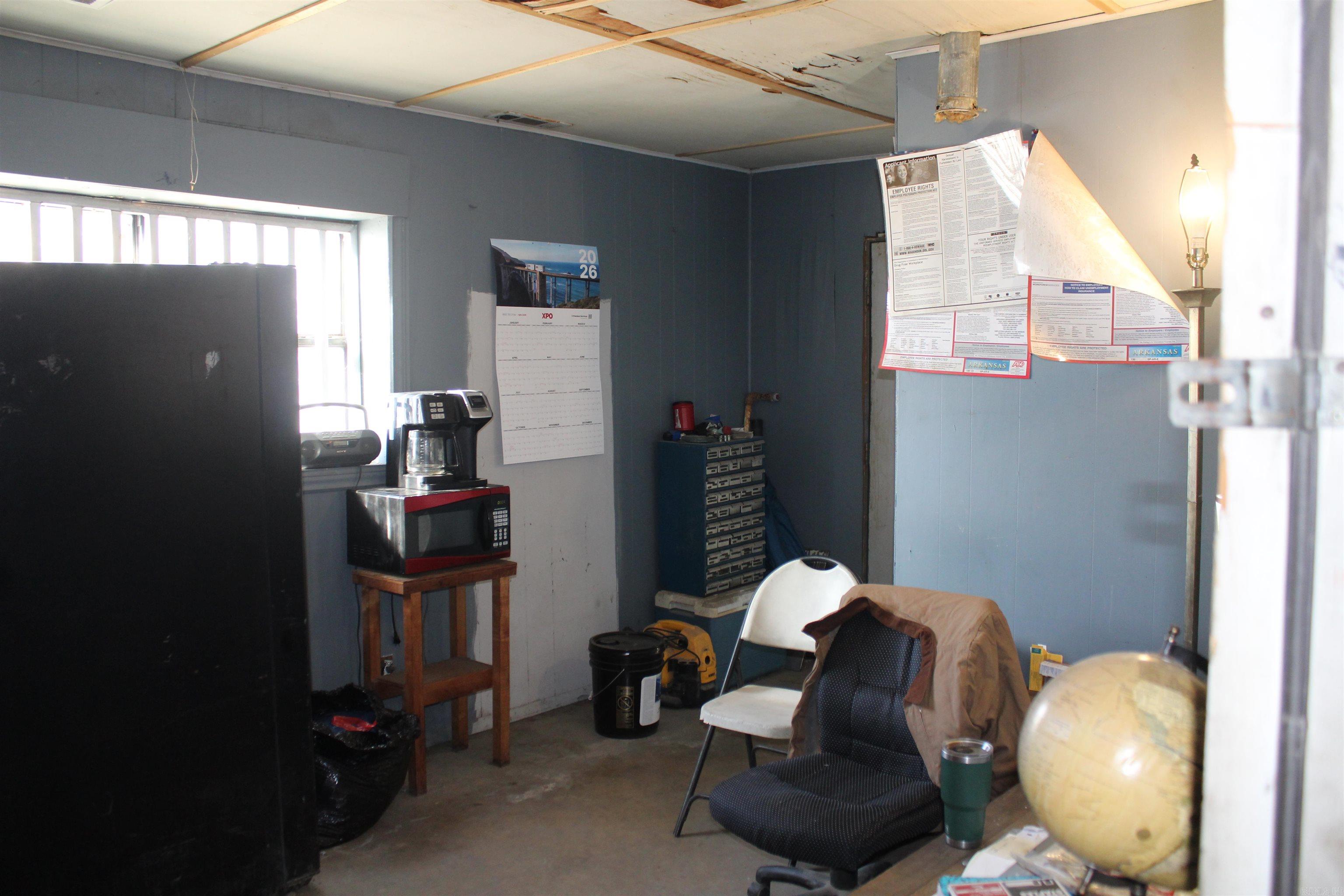 602 & 650 Foster Street Property Photo 12