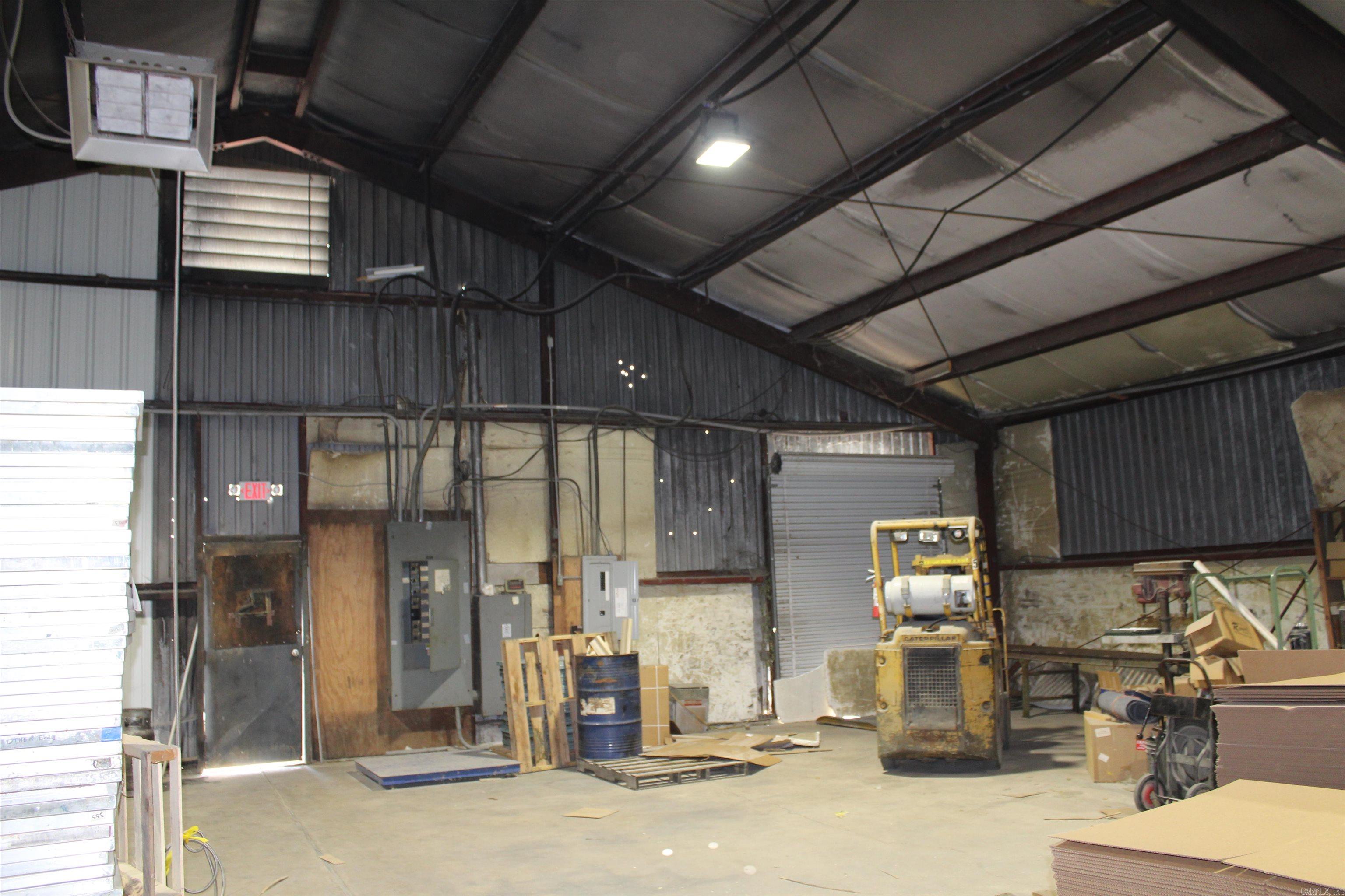 602 & 650 Foster Street Property Photo 13