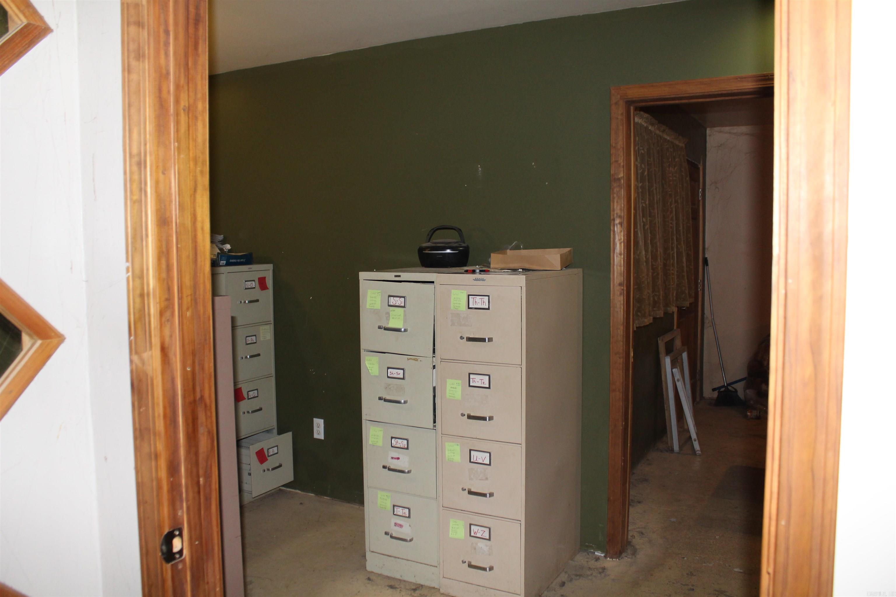 602 & 650 Foster Street Property Photo 31