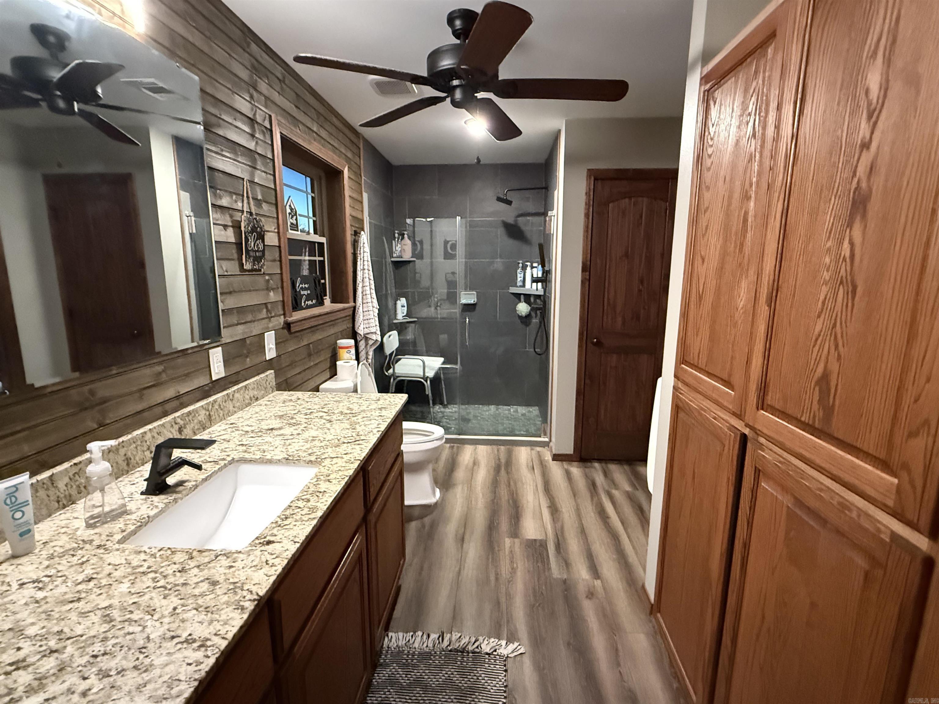 519 Duff Road Property Photo 10
