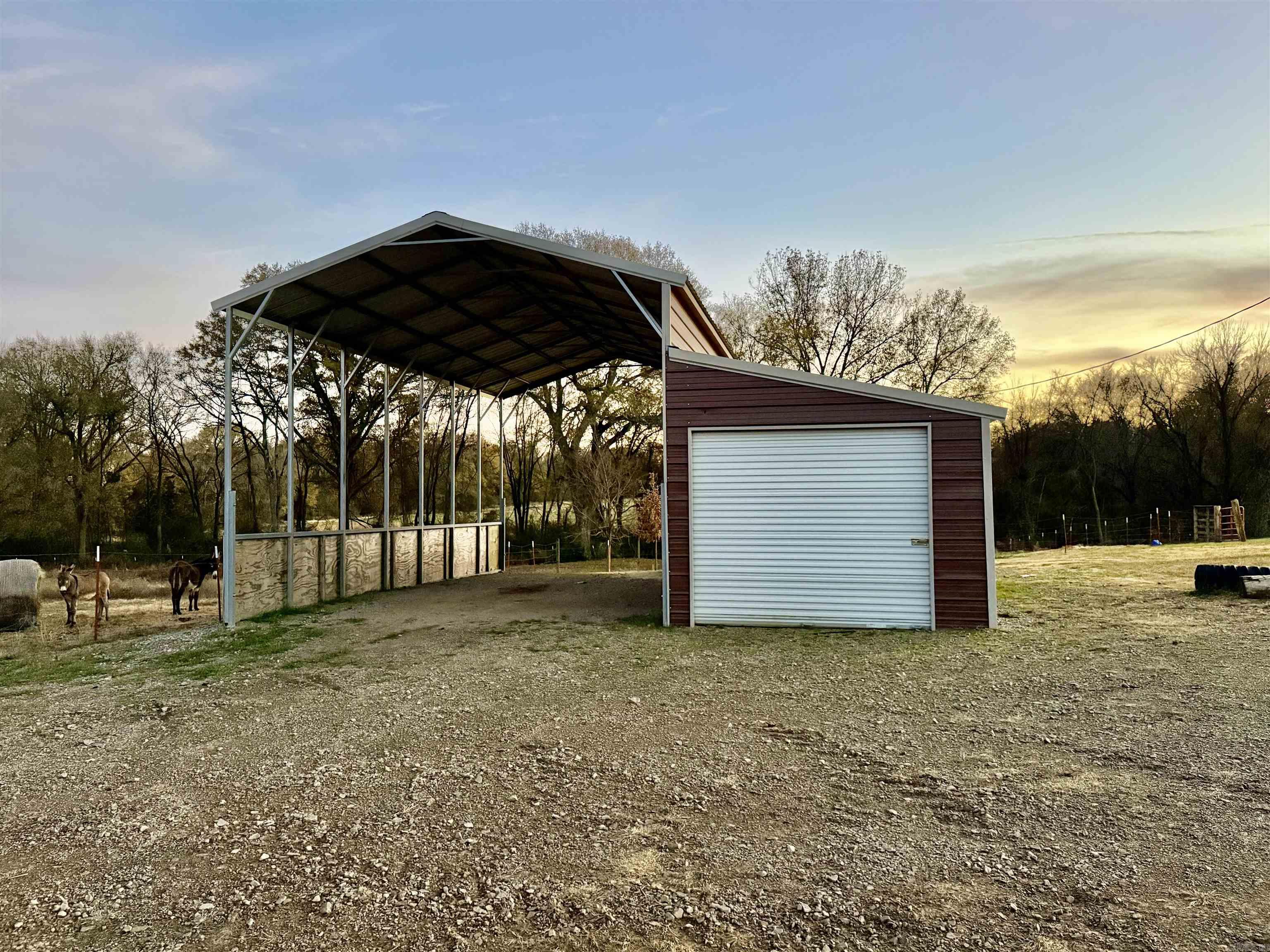 519 Duff Road Property Photo 17