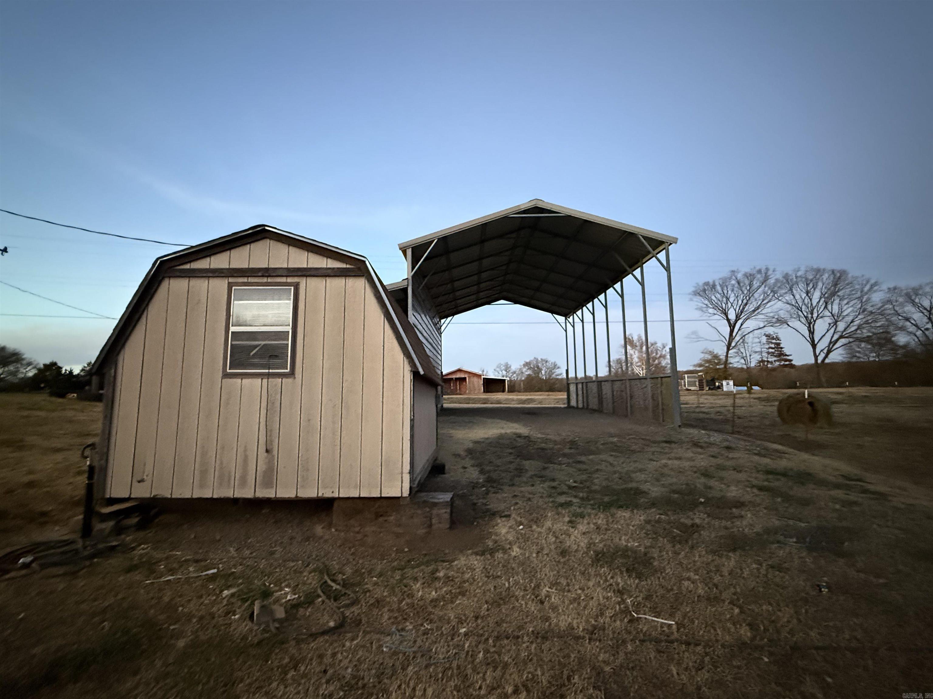 519 Duff Road Property Photo 18