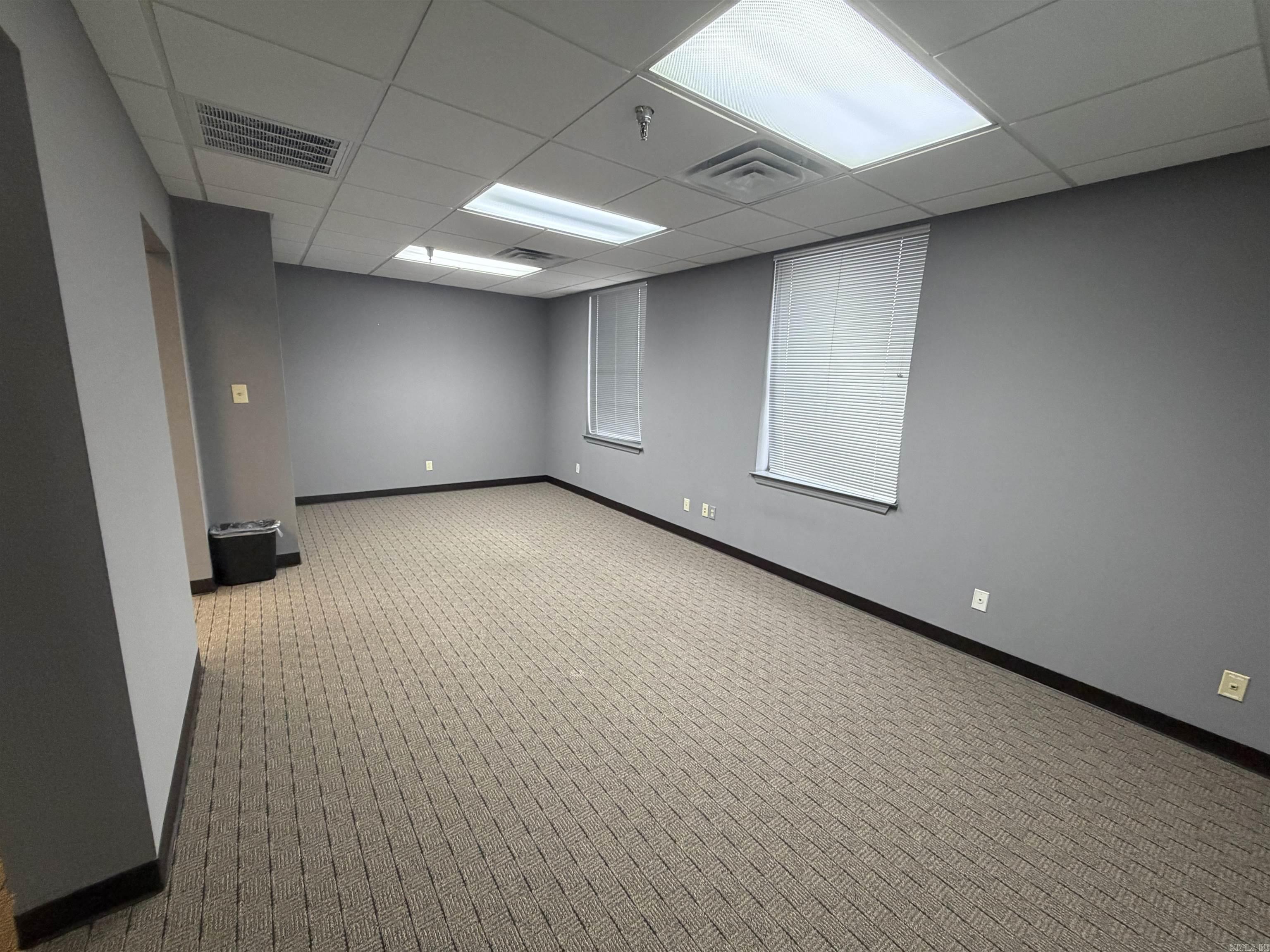 204 Executive Court Property Photo 5