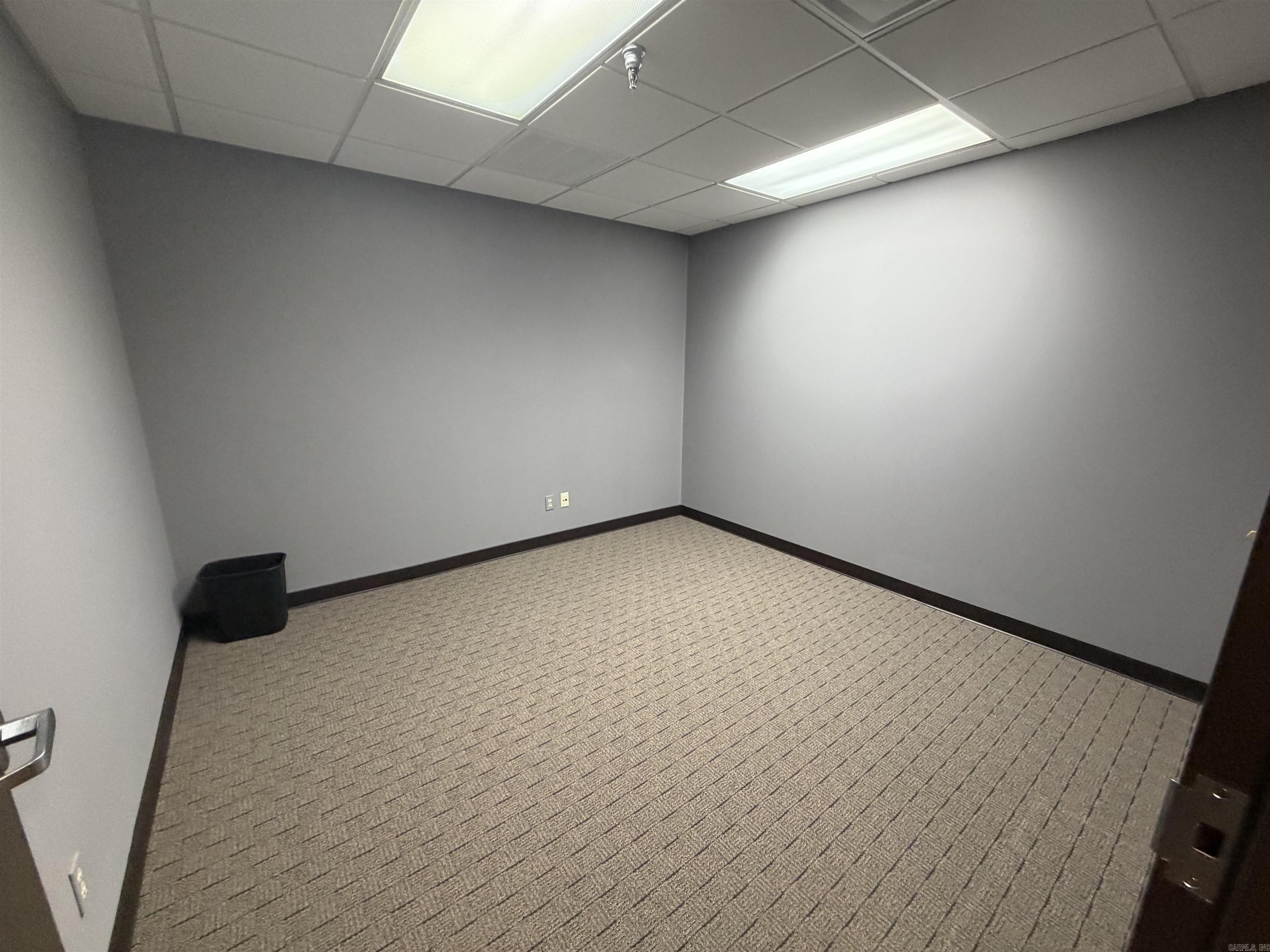 204 Executive Court Property Photo 11