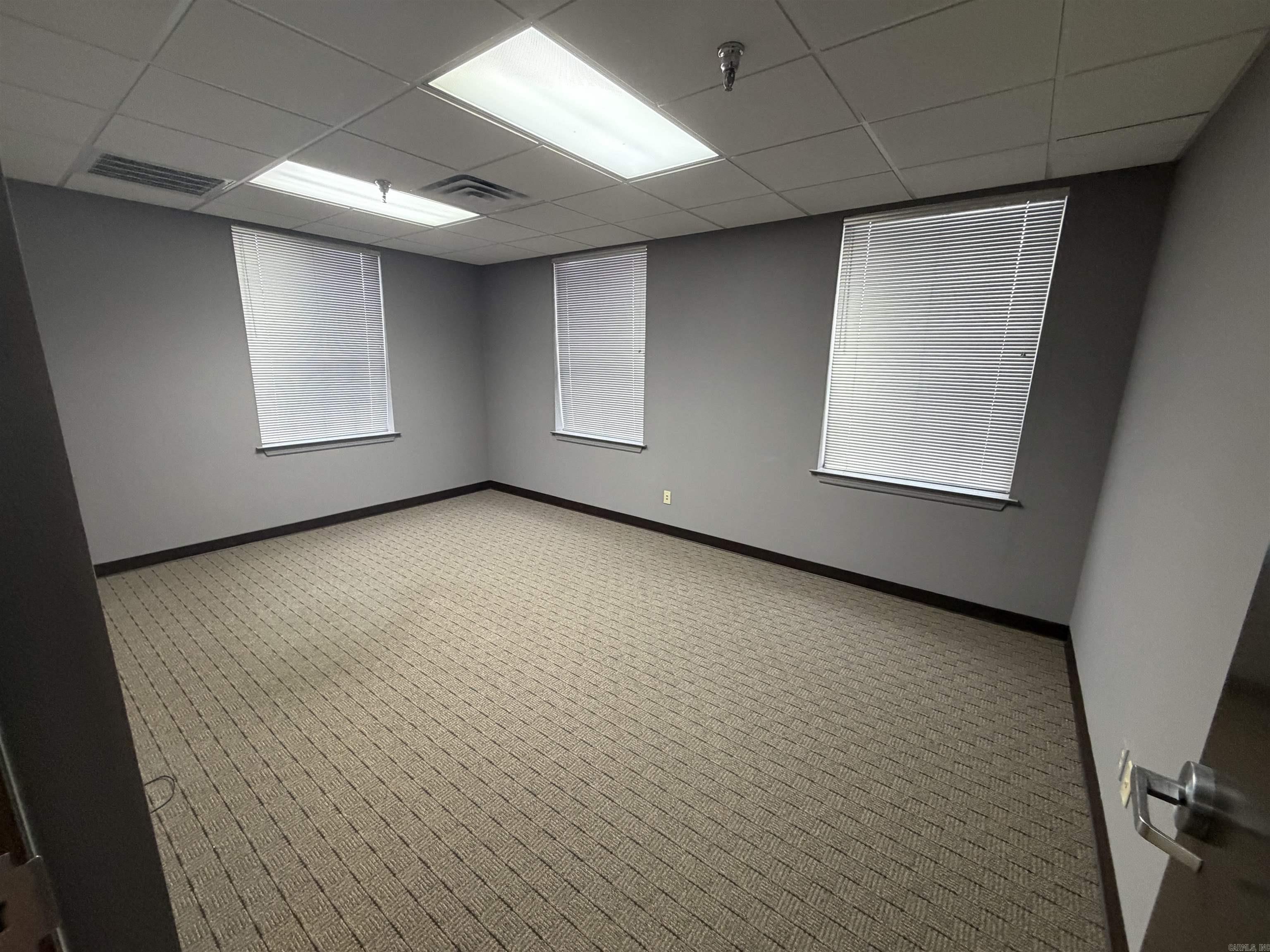 204 Executive Court Property Photo 14
