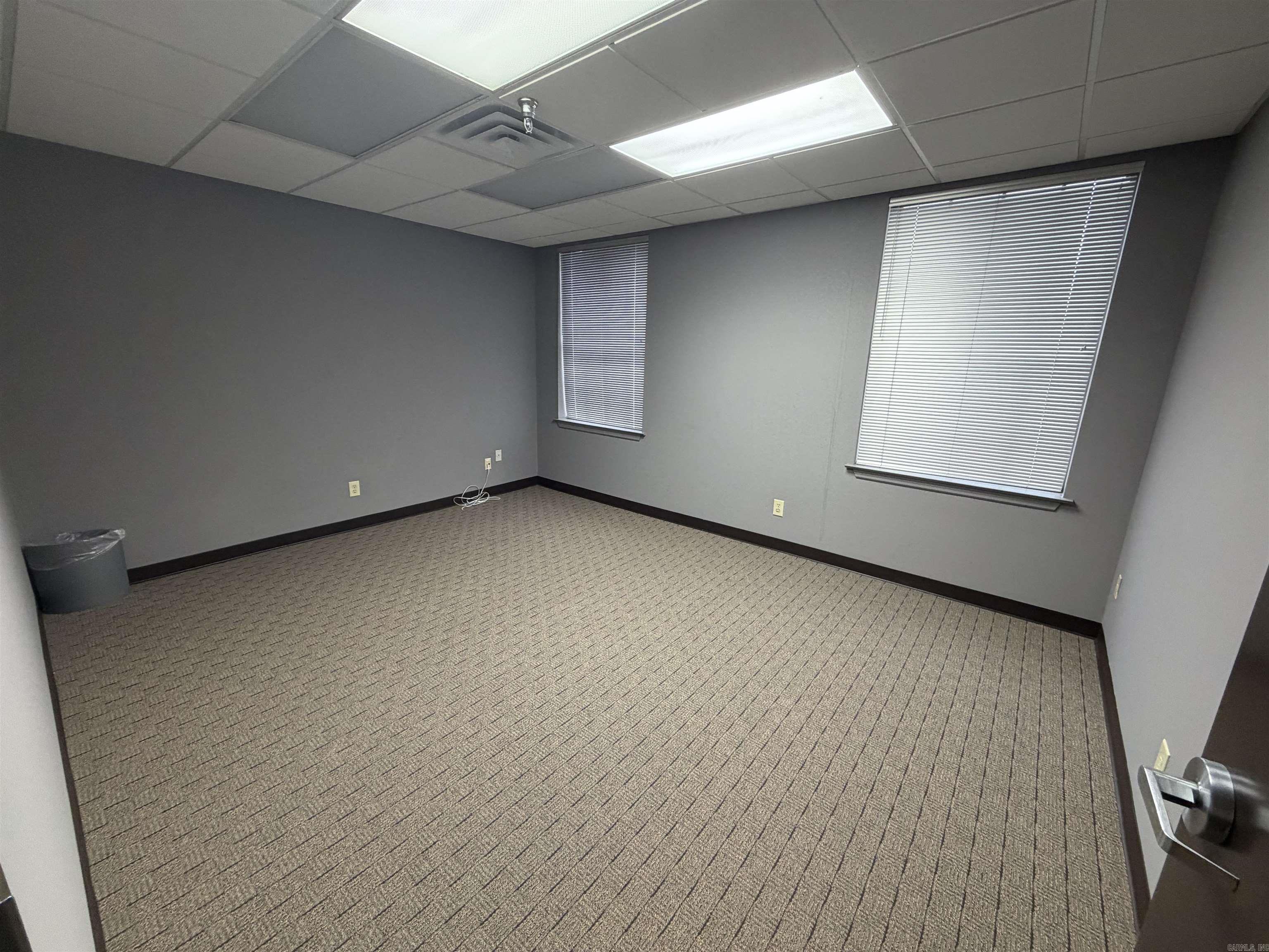 204 Executive Court Property Photo 16
