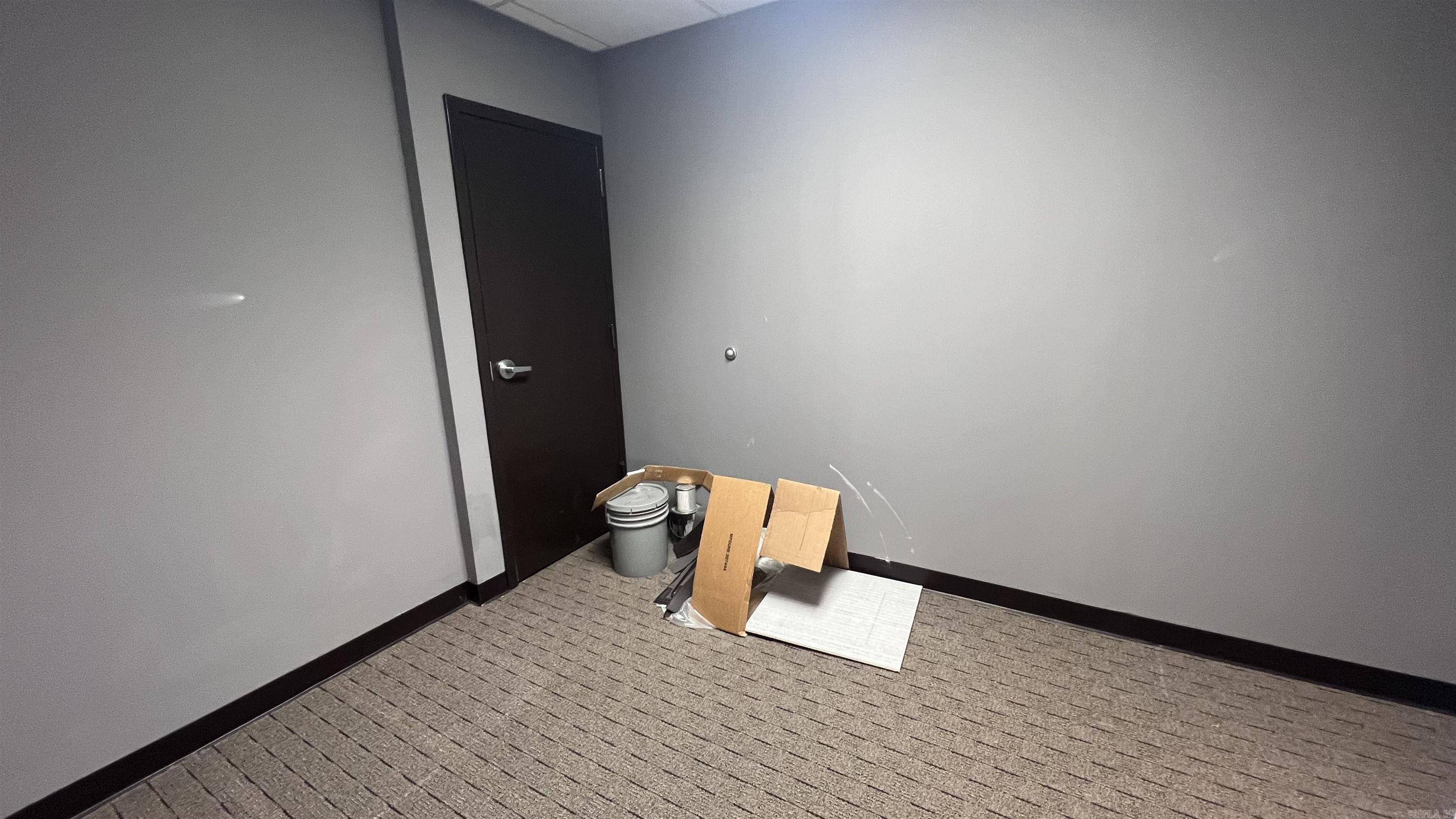 204 Executive Court Property Photo 20