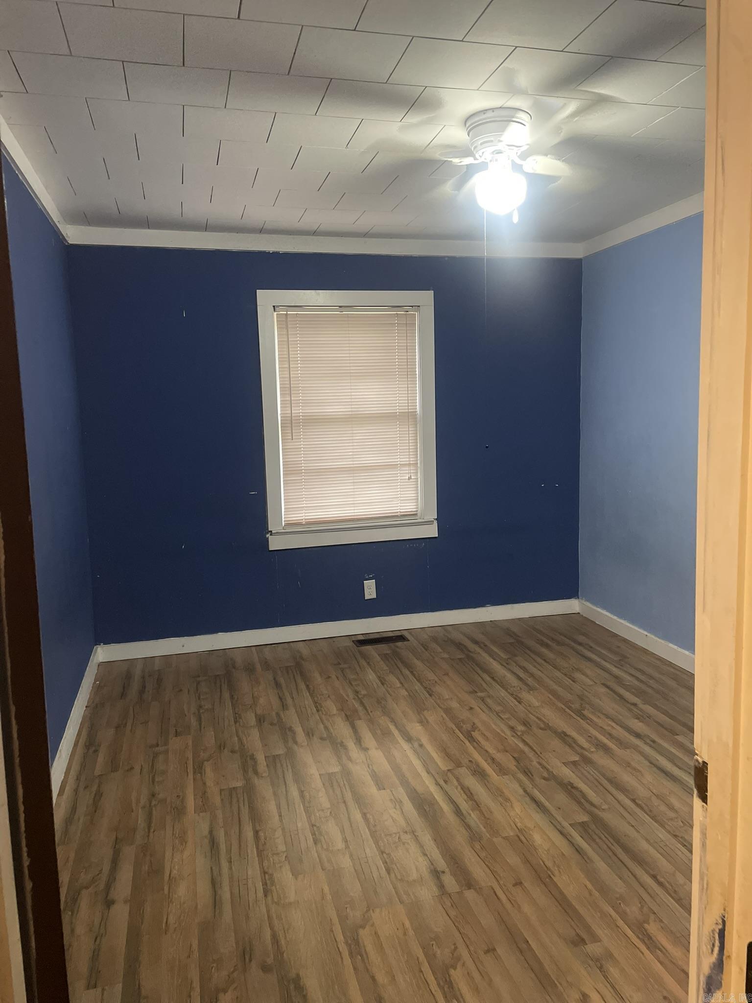 1550 Lubbock Property Photo 3