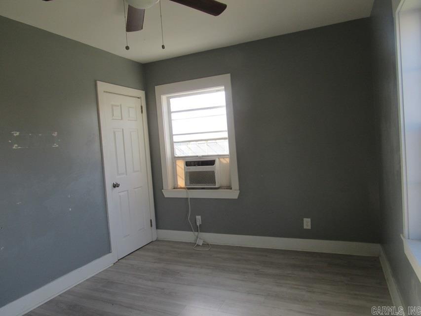 3301 Center St Property Photo 4