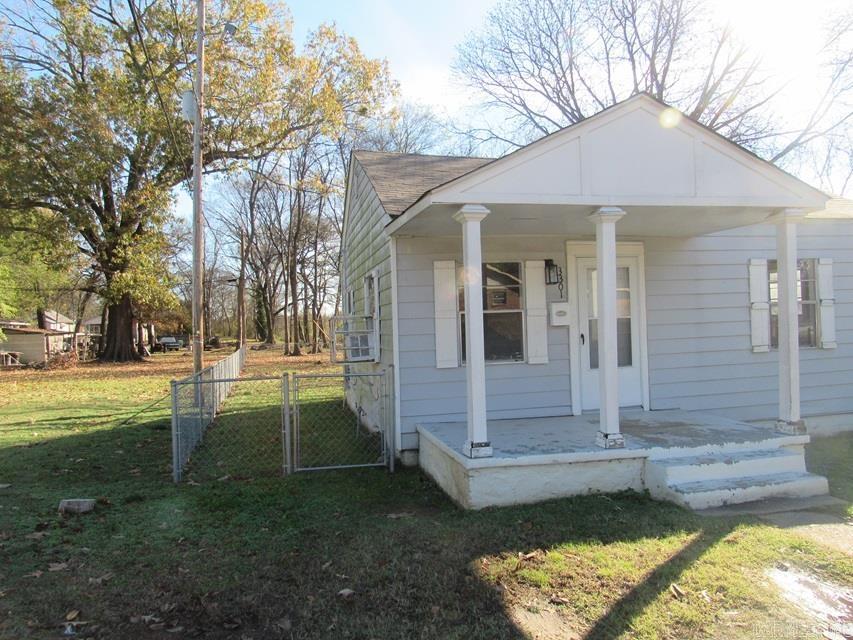 3301 Center St Property Photo 10