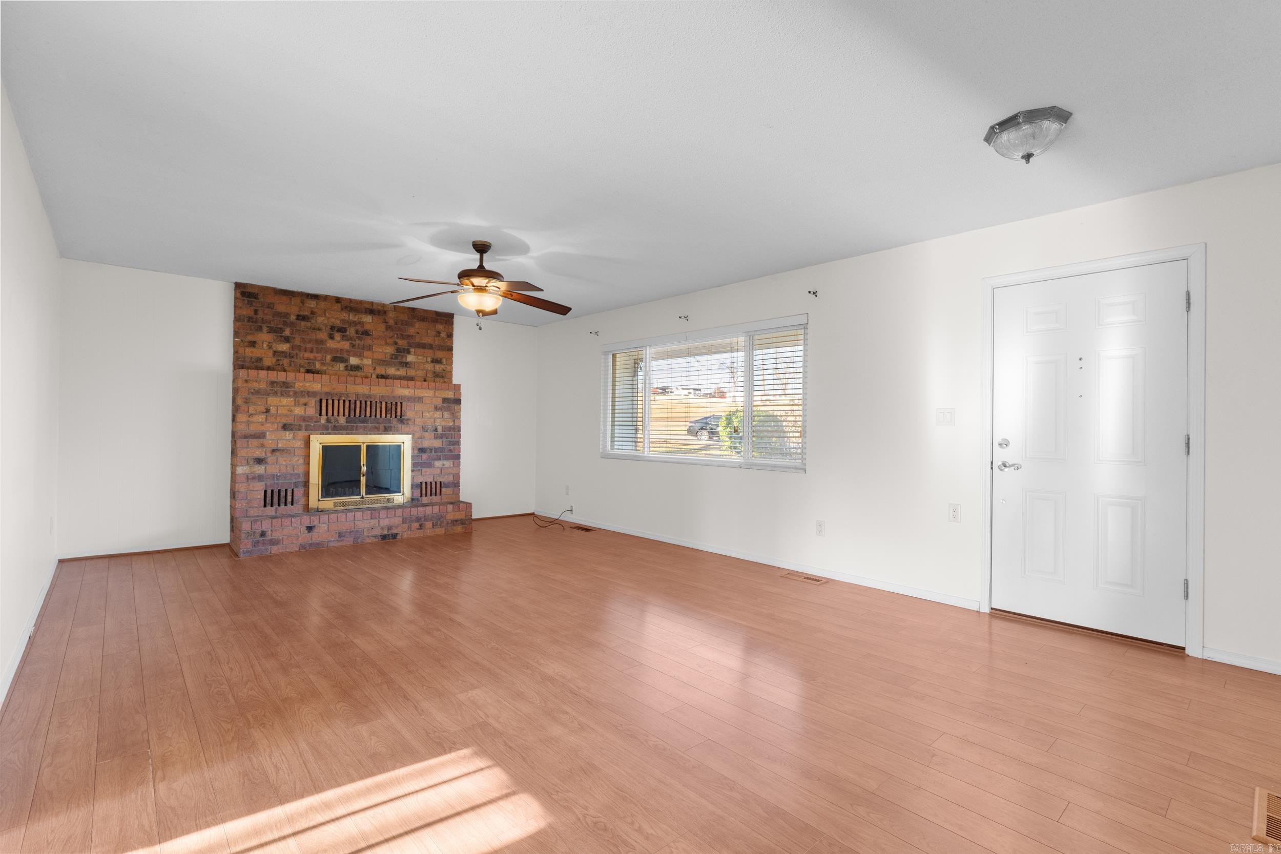 512 Ridgemont Way Property Photo 7