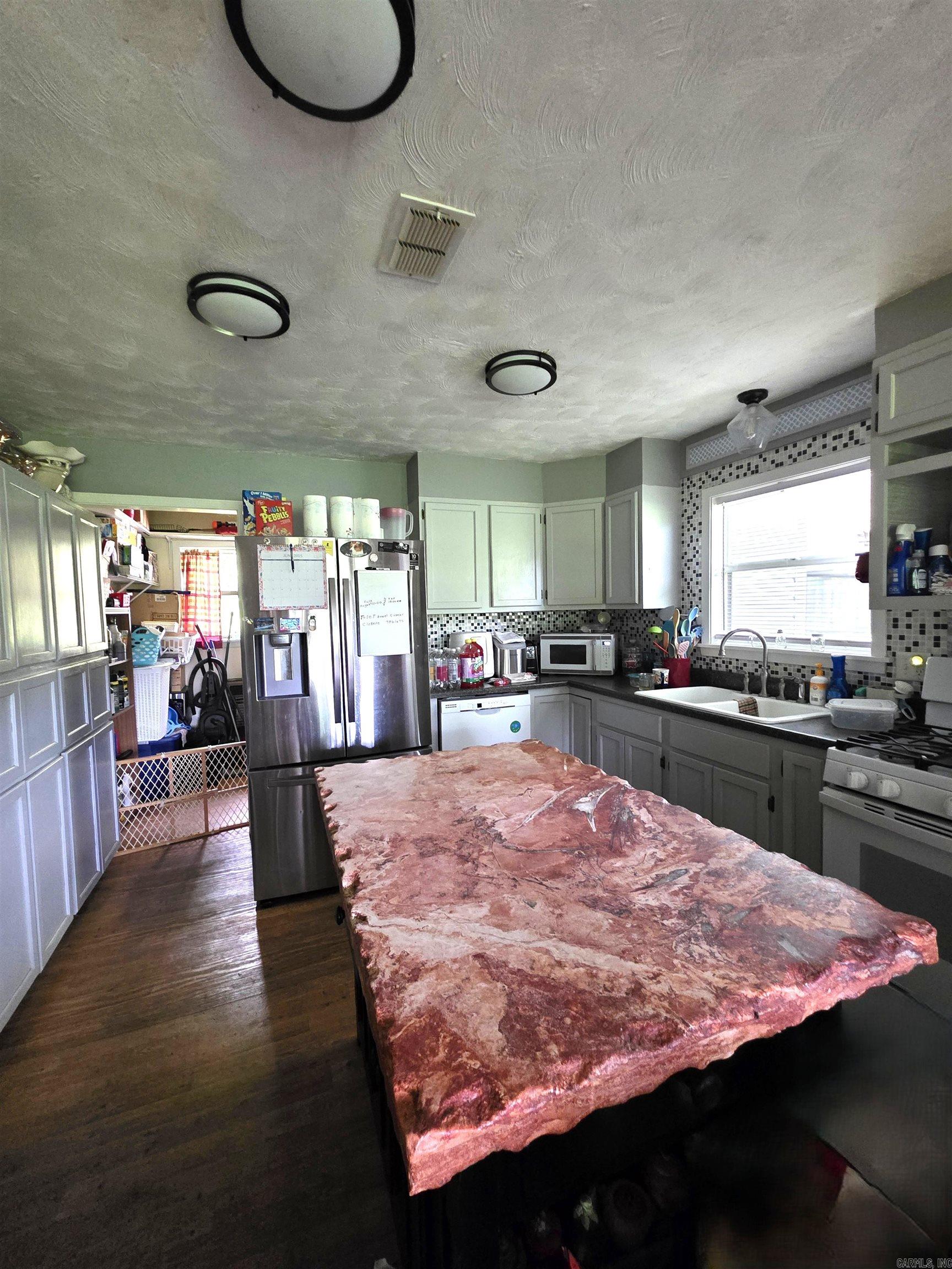 487 Polk Road 34 Property Photo 8