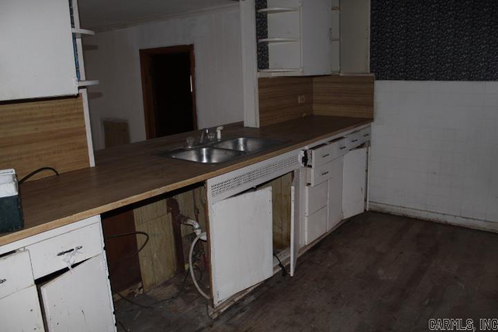 504 Ne 3rd Street Property Photo 23