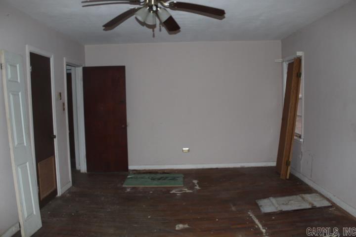 504 Ne 3rd Street Property Photo 28