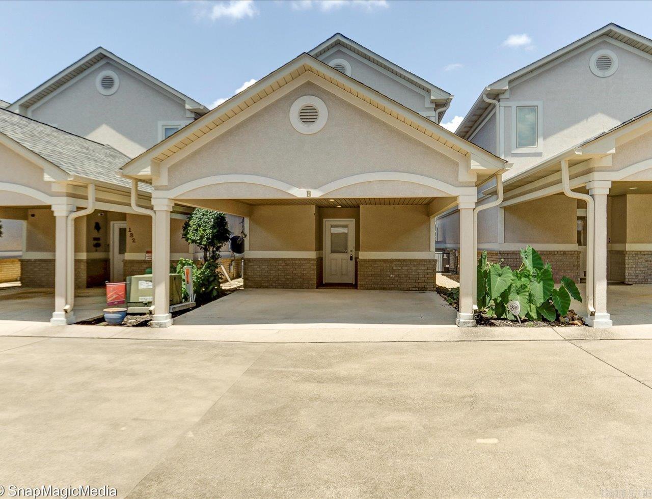182 Villa Pointe B Property Photo 3