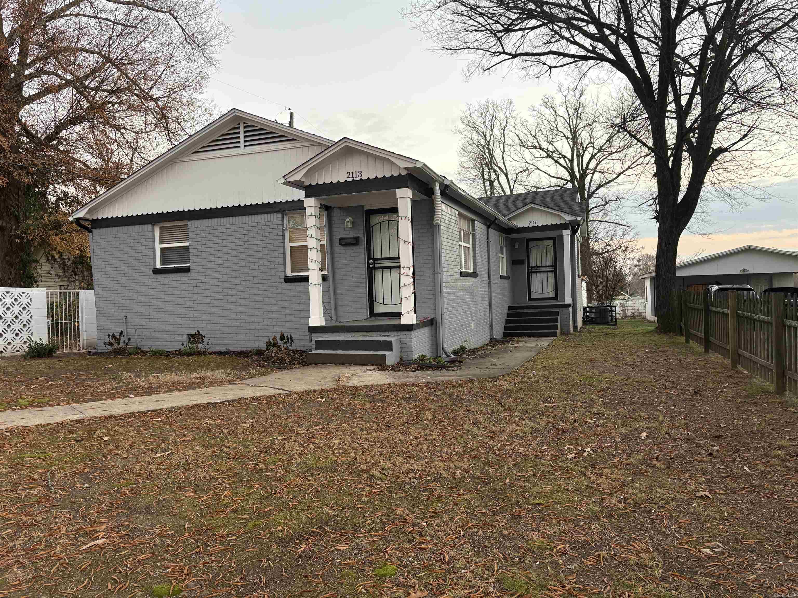 2117 W 19th Street Property Photo 25