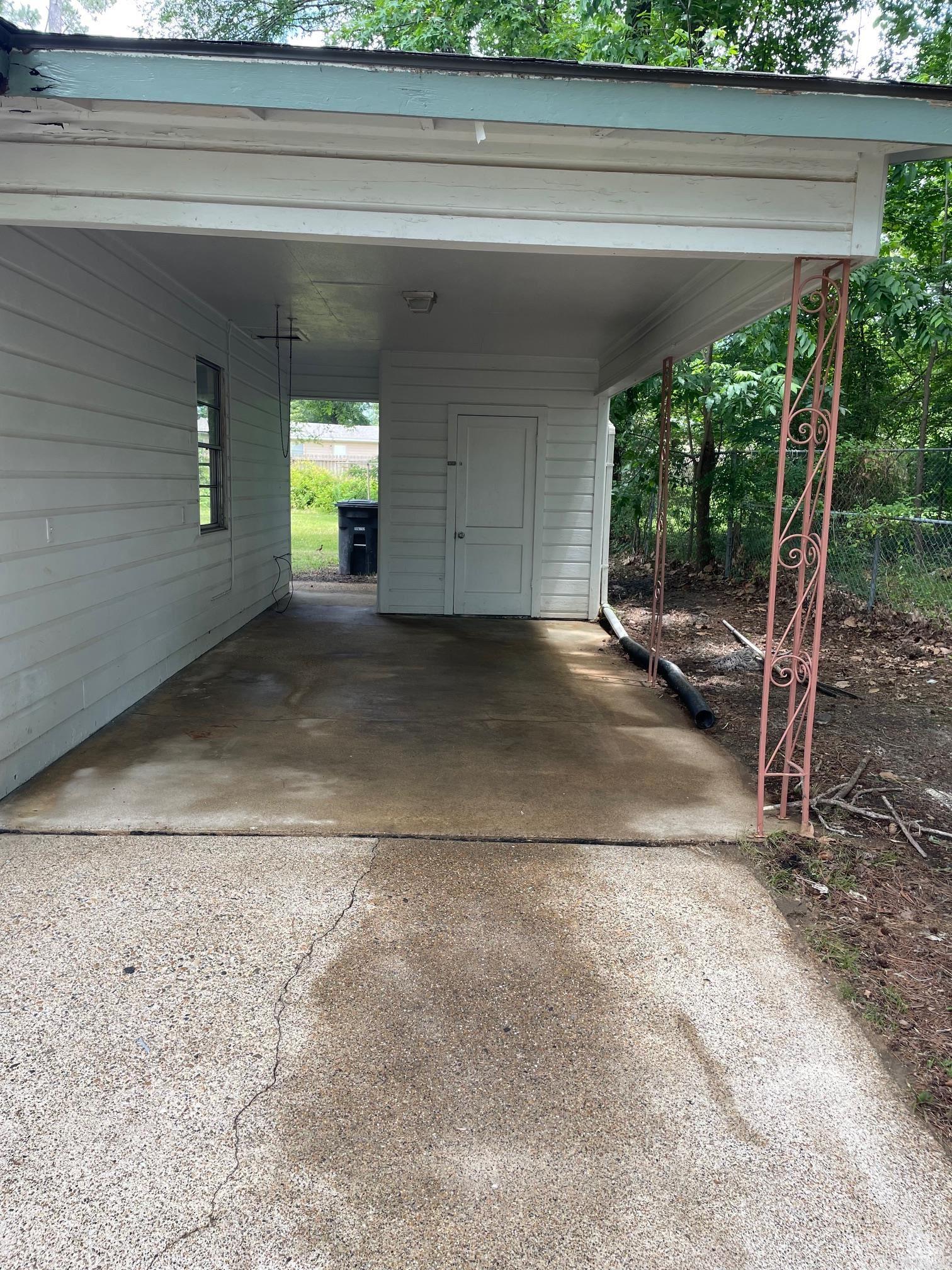 1508 Keaton St Property Photo 4