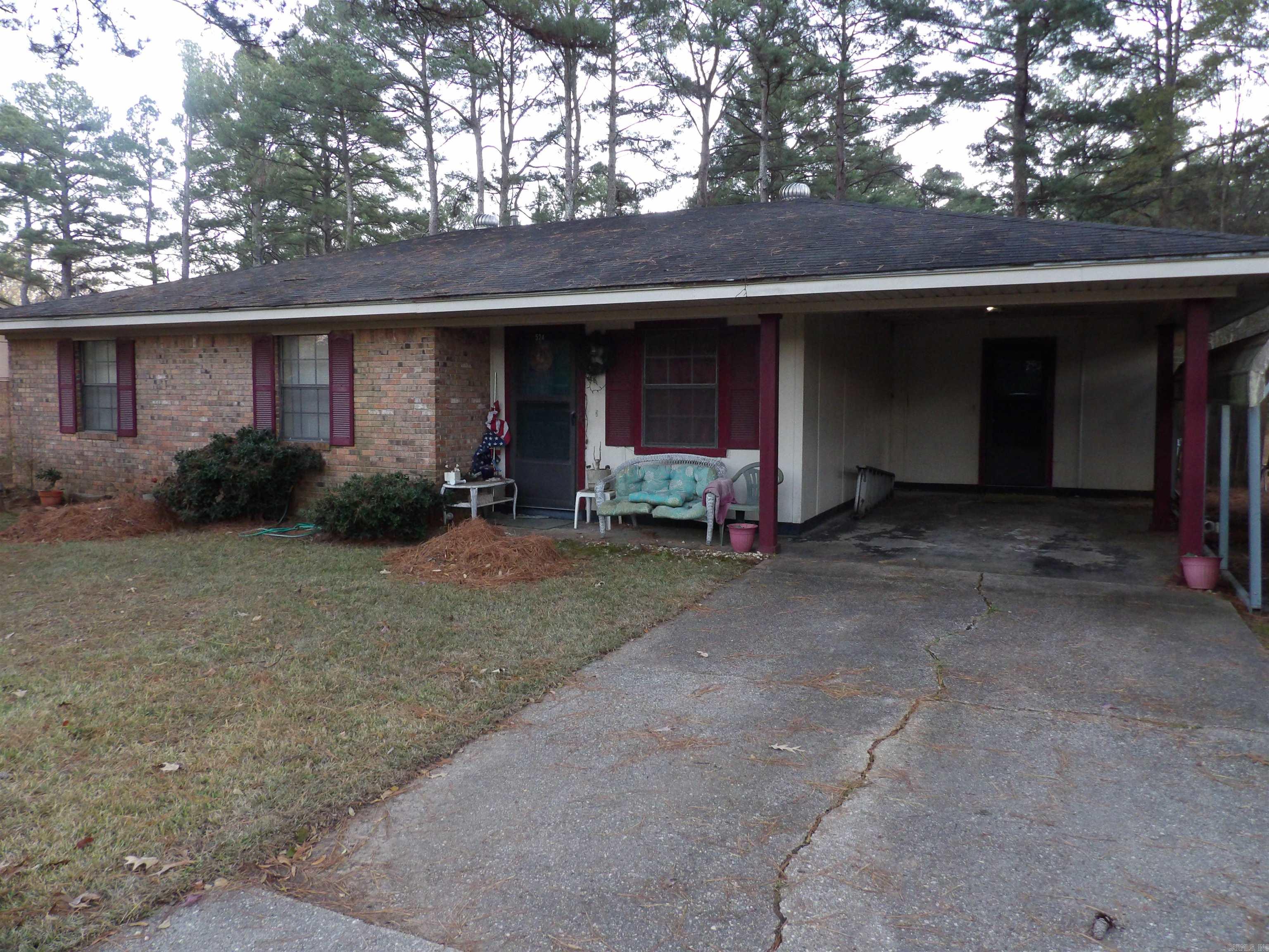 524 E Calhoun Street Property Photo 1