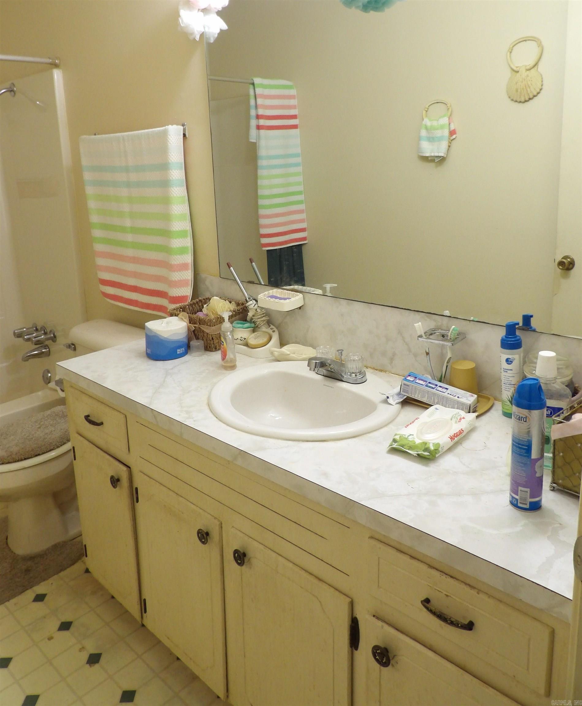524 E Calhoun Street Property Photo 14
