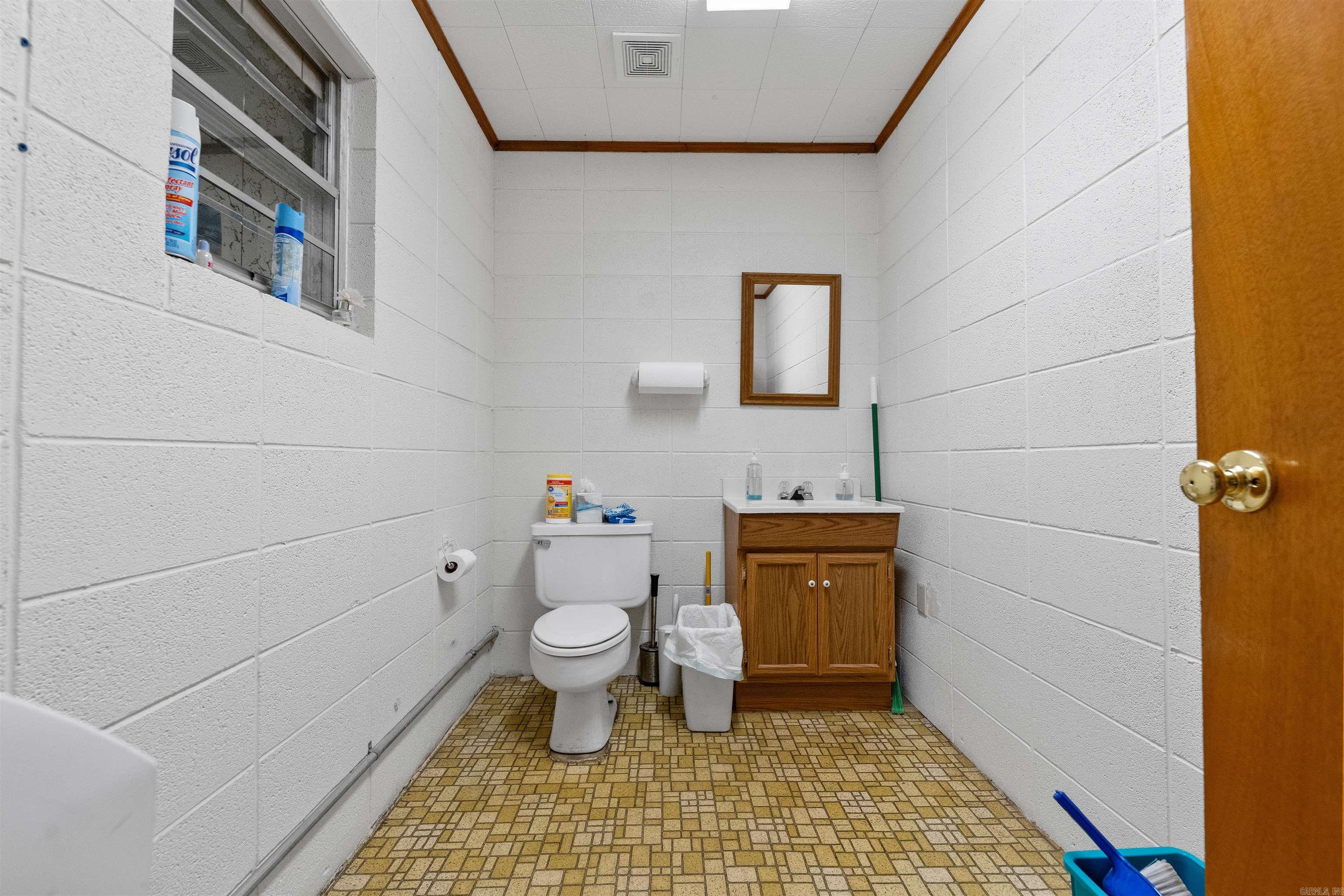 1708 E Harding Ave Property Photo 14