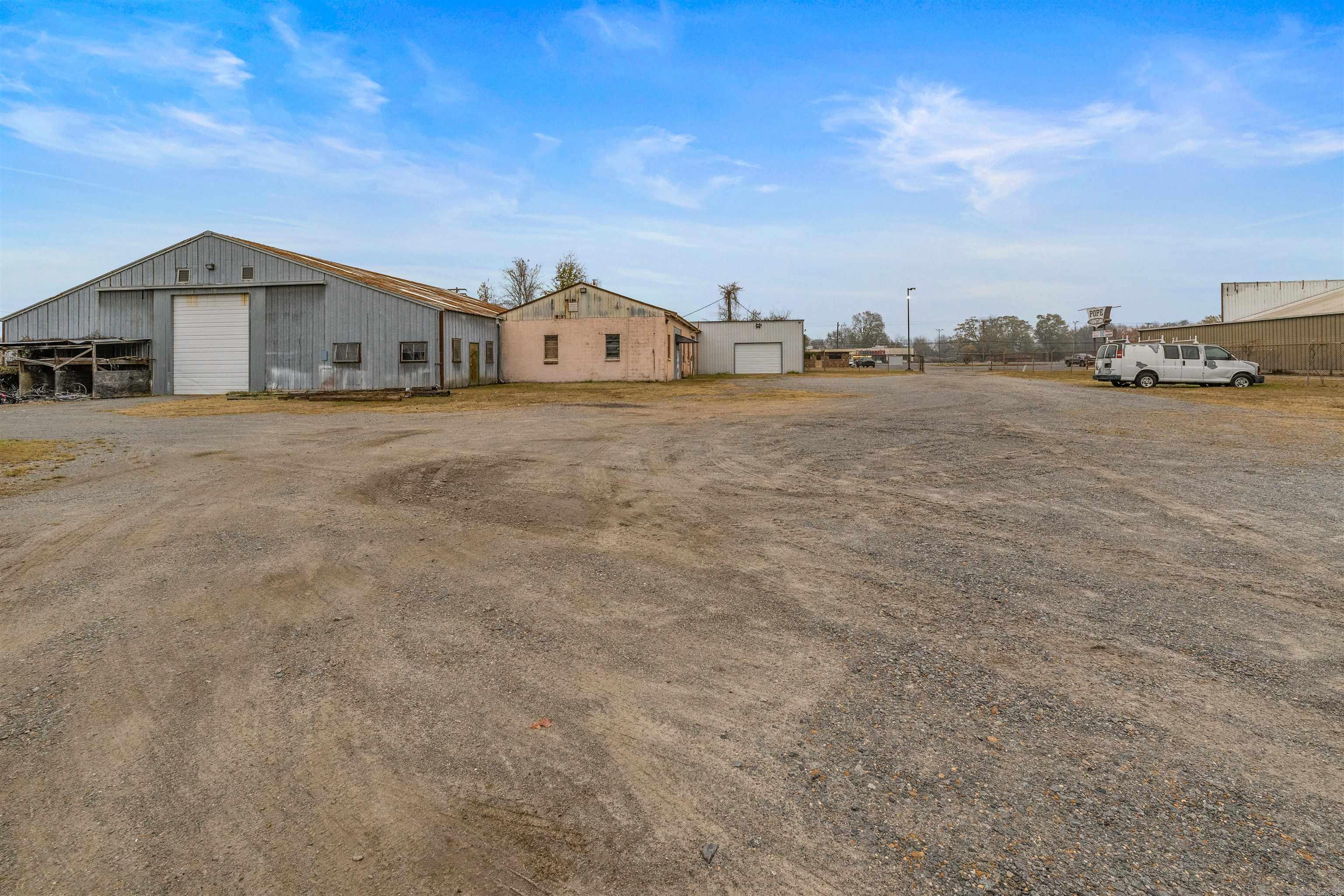1708 E Harding Ave Property Photo 42