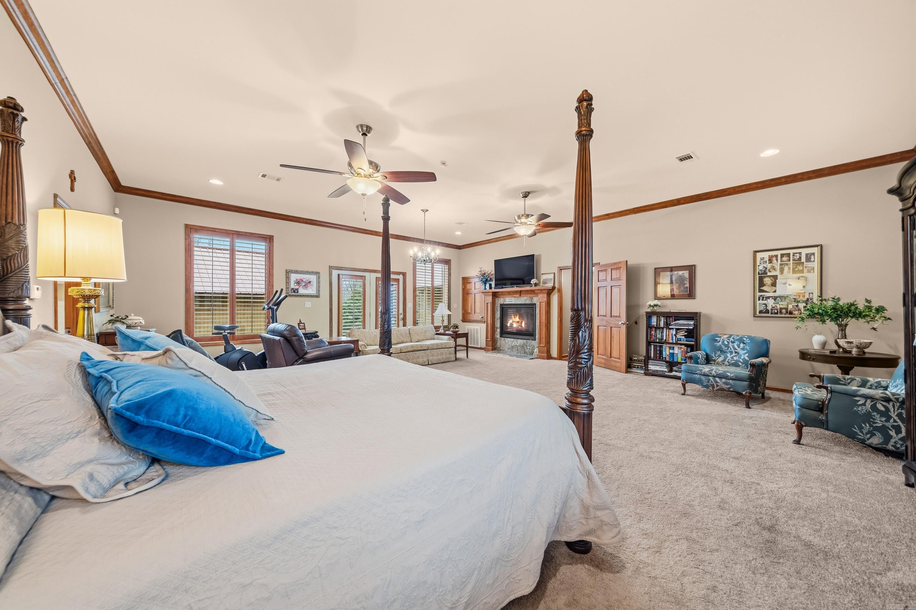 114 Bellringer Circle Property Photo 18