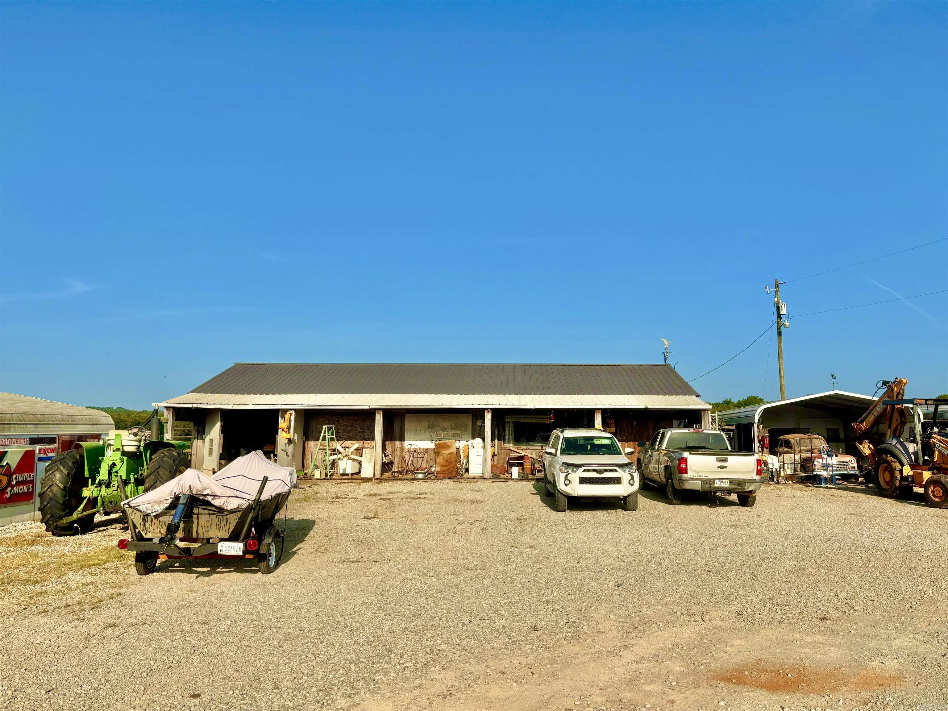5021 Highway 63 Property Photo 8