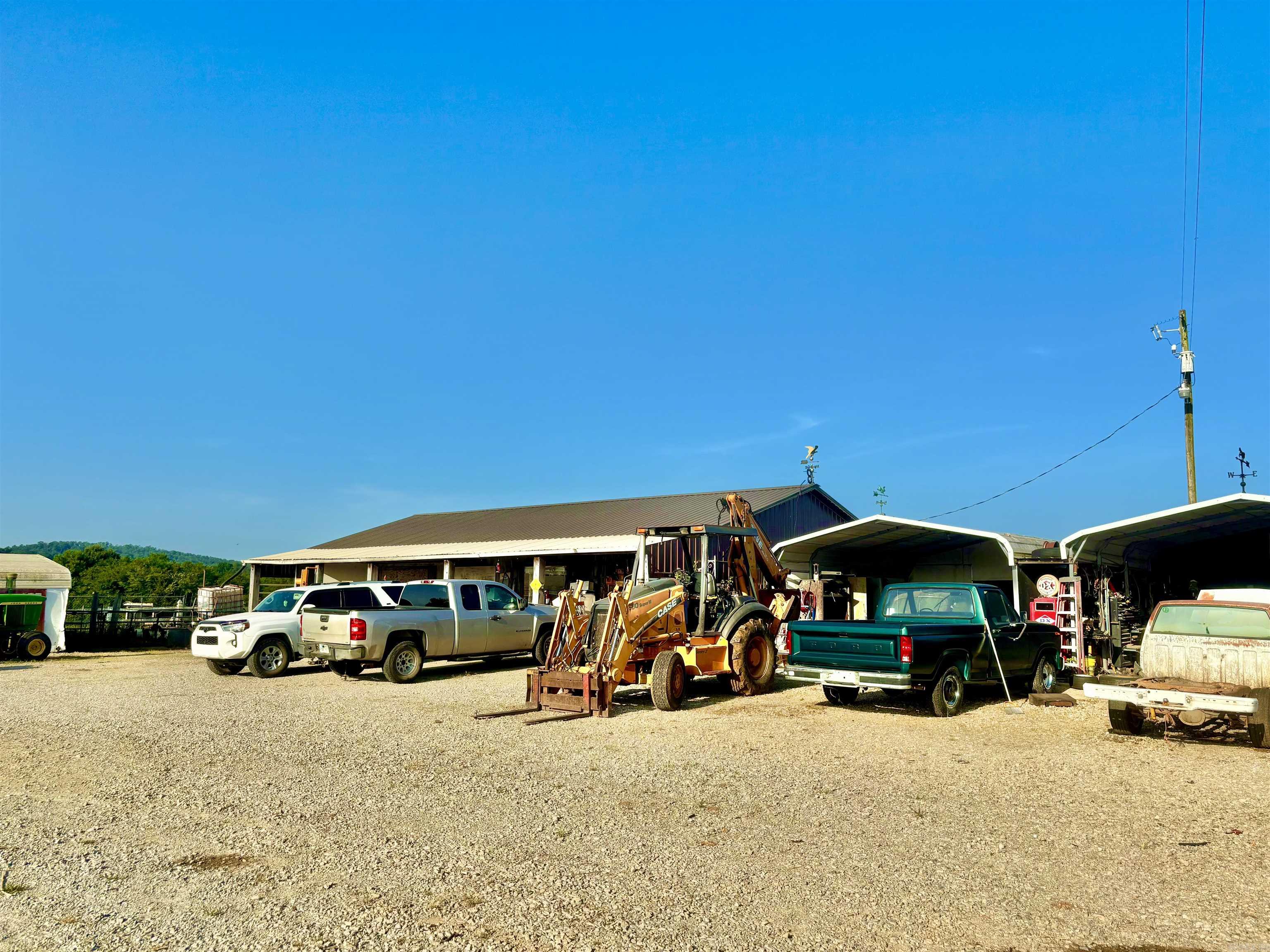 5021 Highway 63 Property Photo 9