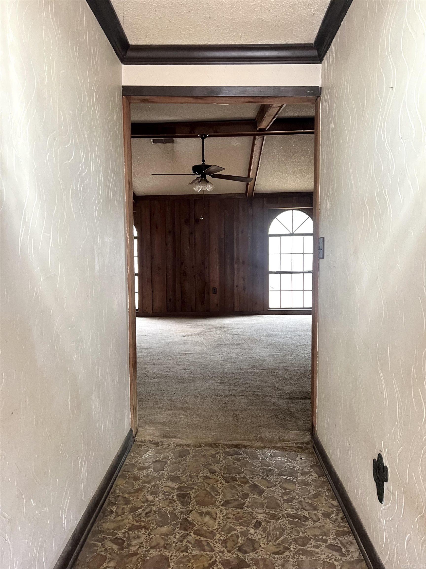 100 Sherwood Street Property Photo 2