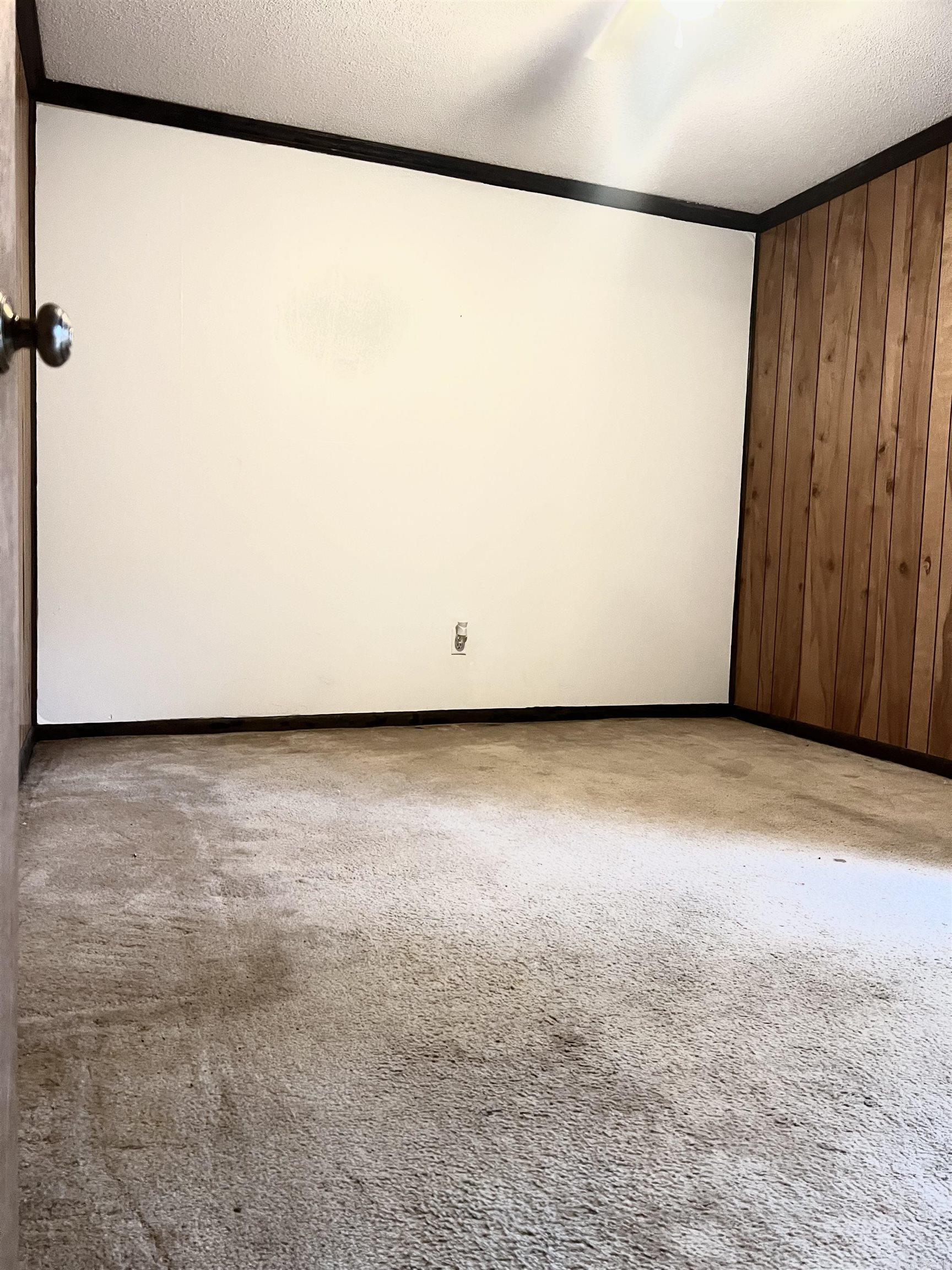 100 Sherwood Street Property Photo 7