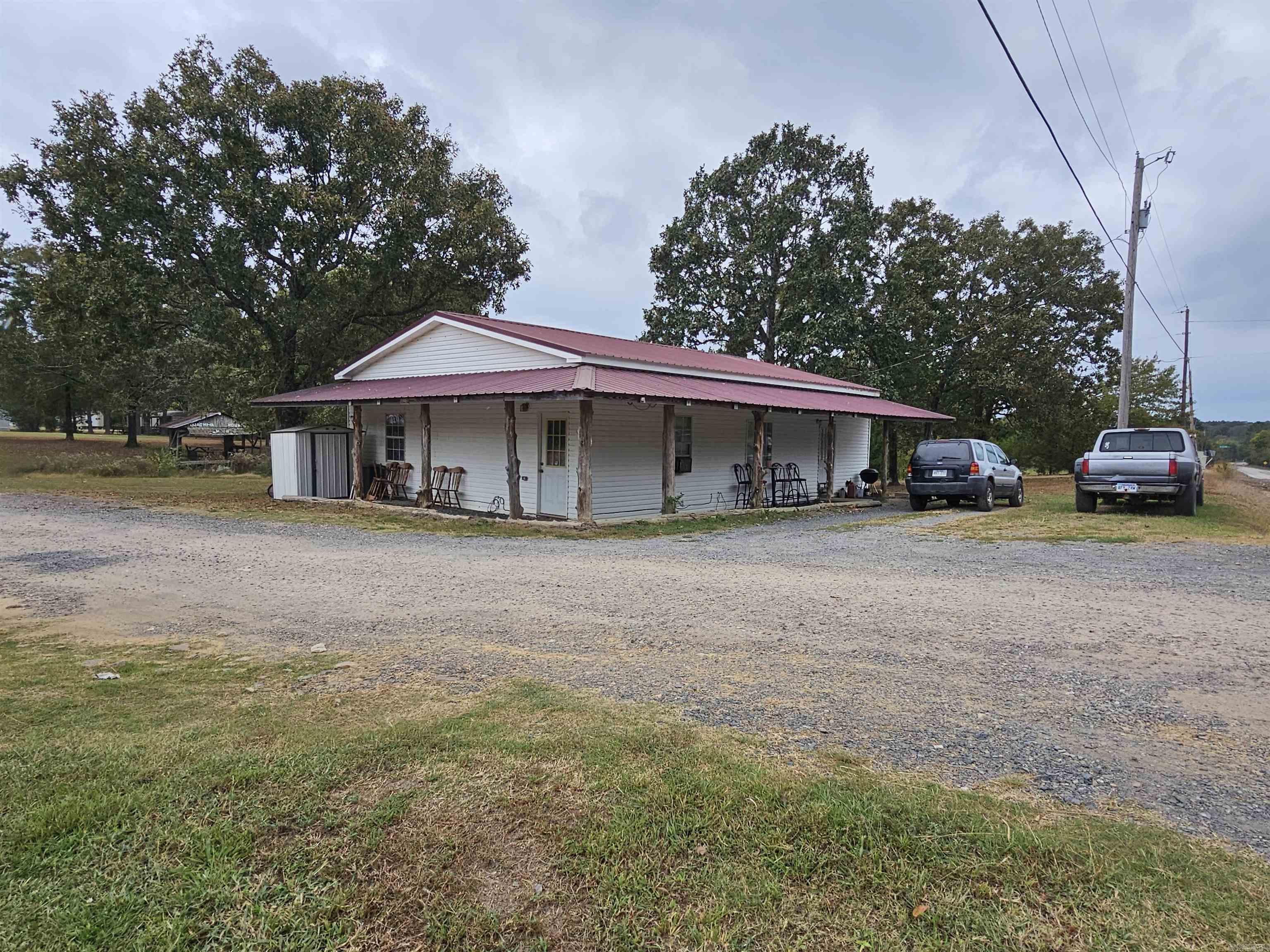 26000124 Property Photo 1