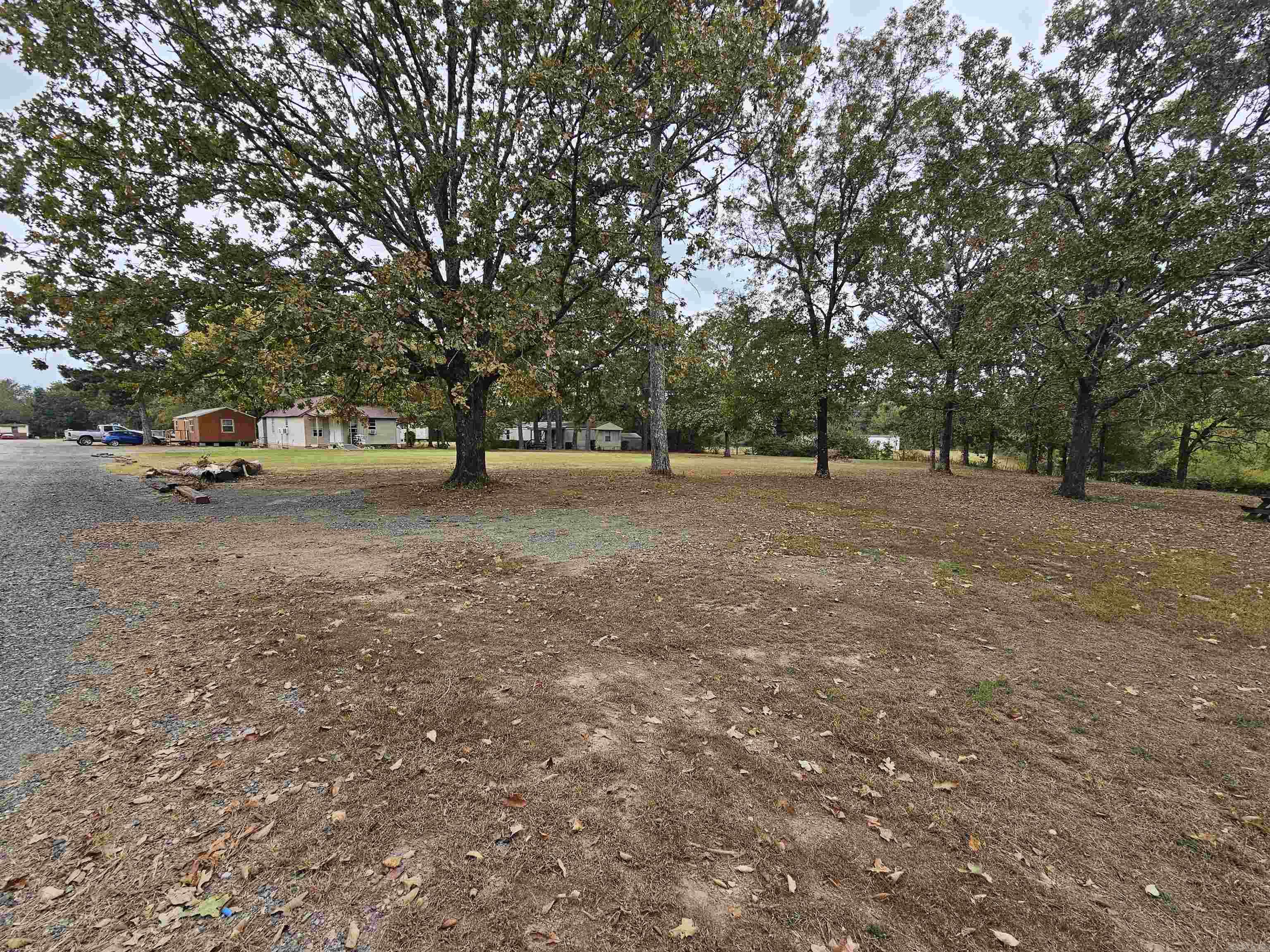 26000124 Property Photo 16