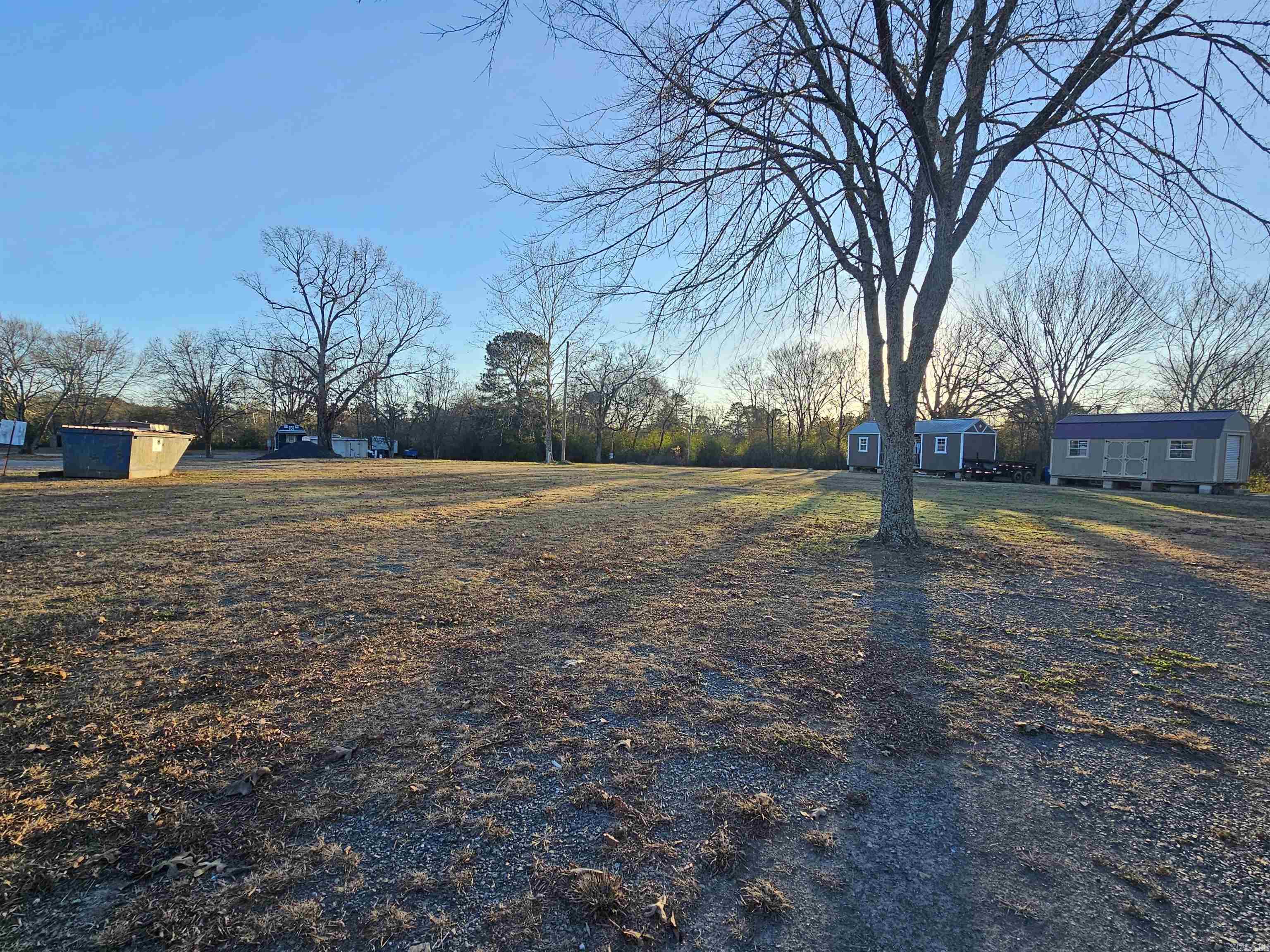 26000124 Property Photo 22
