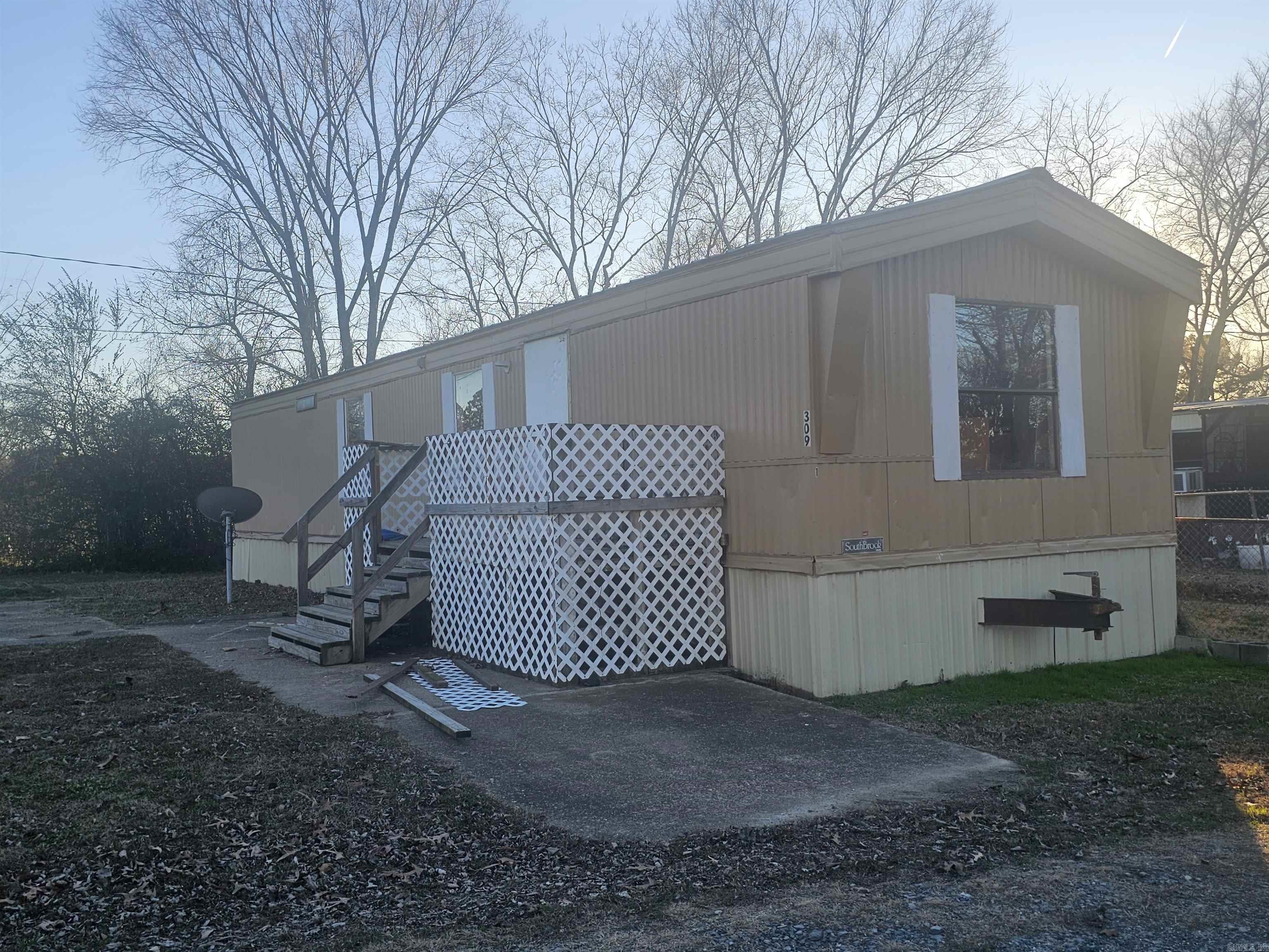 26000124 Property Photo 33