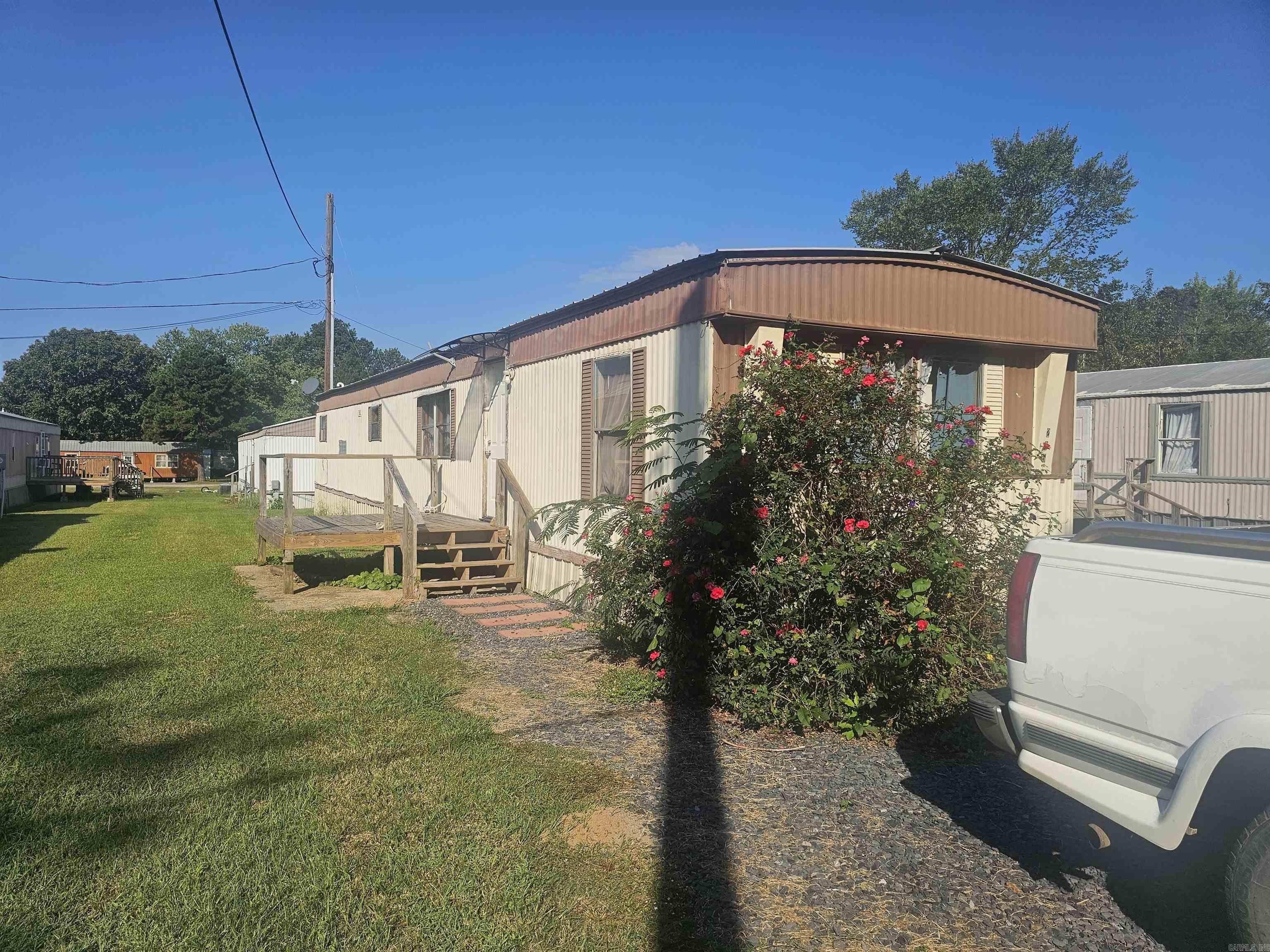 26000124 Property Photo 39