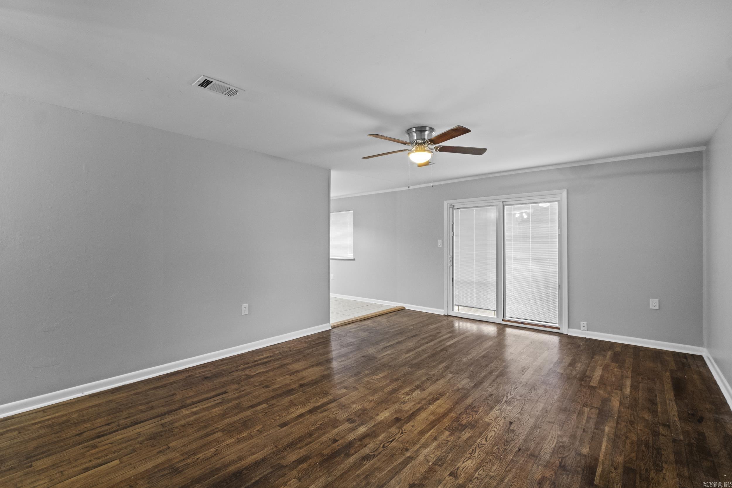 1306 N Lemon/dewitt Henry Property Photo 9
