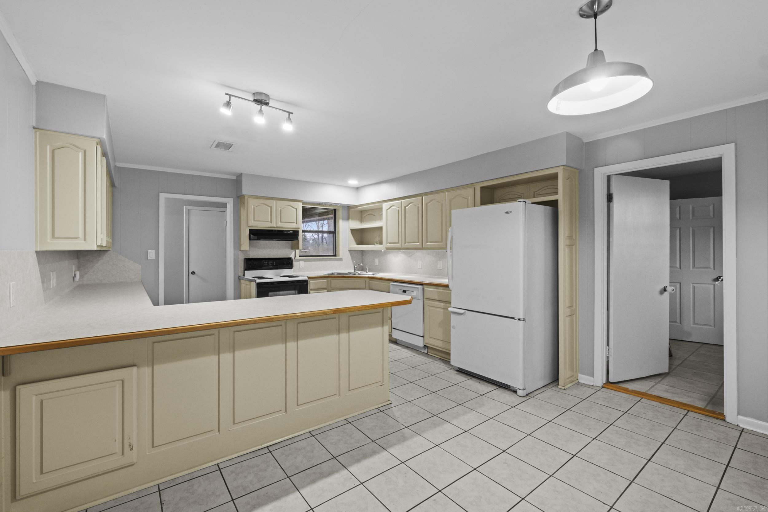 1306 N Lemon/dewitt Henry Property Photo 10