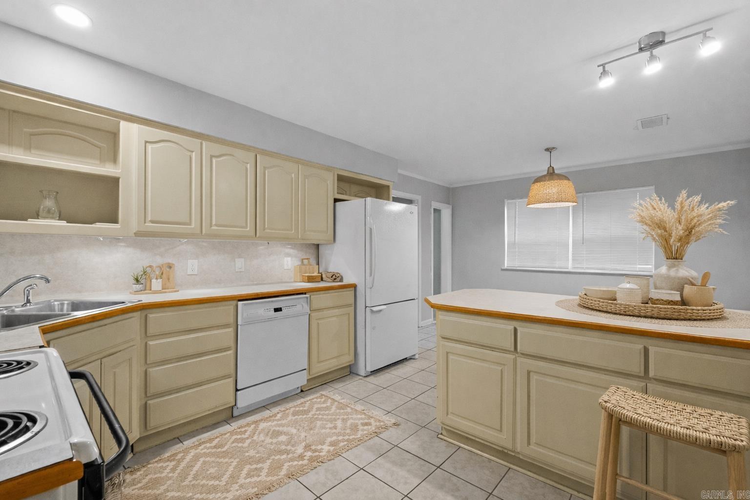 1306 N Lemon/dewitt Henry Property Photo 12